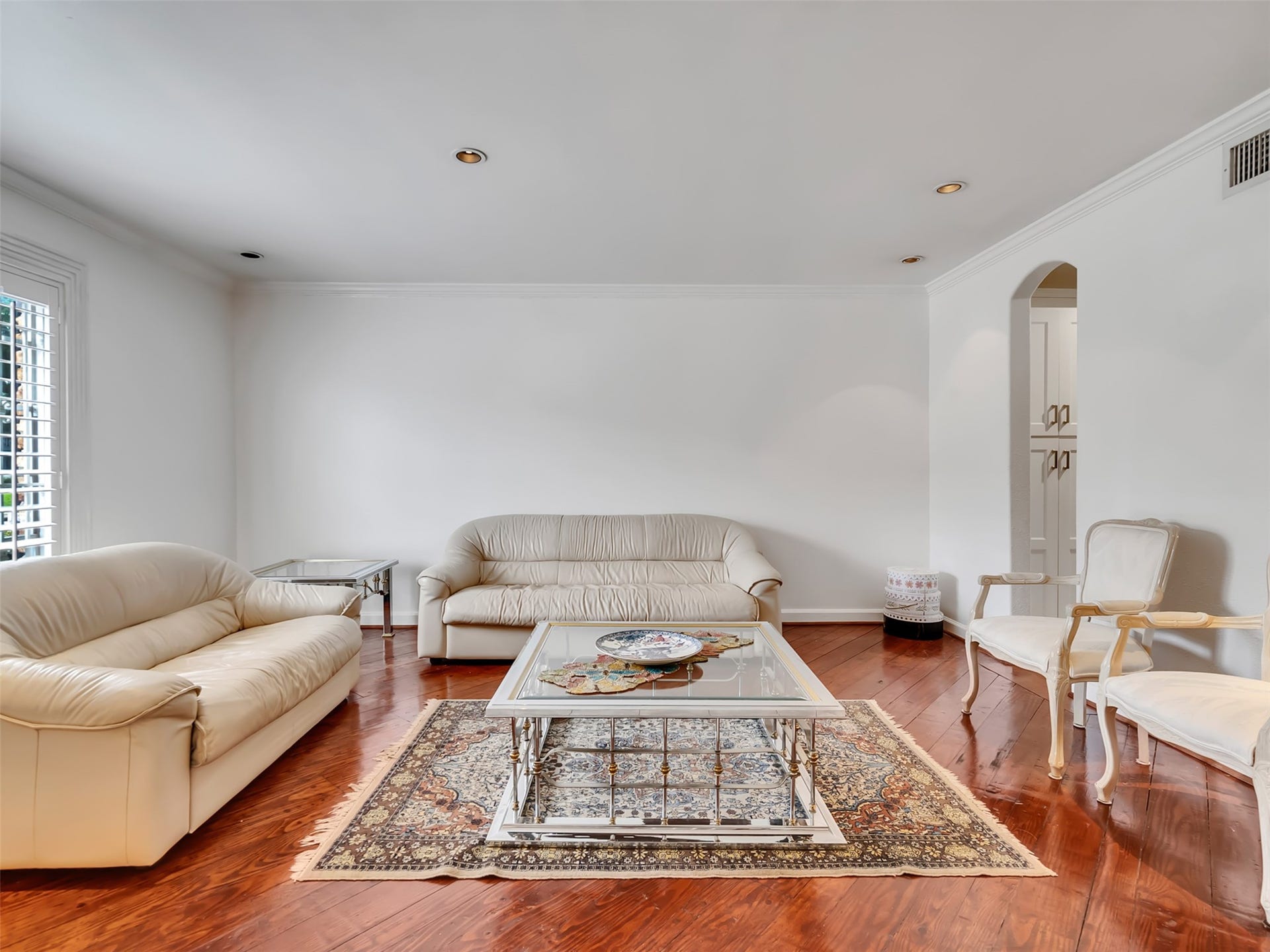 2121 Fountain View Drive, #H1, Houston, TX 77057