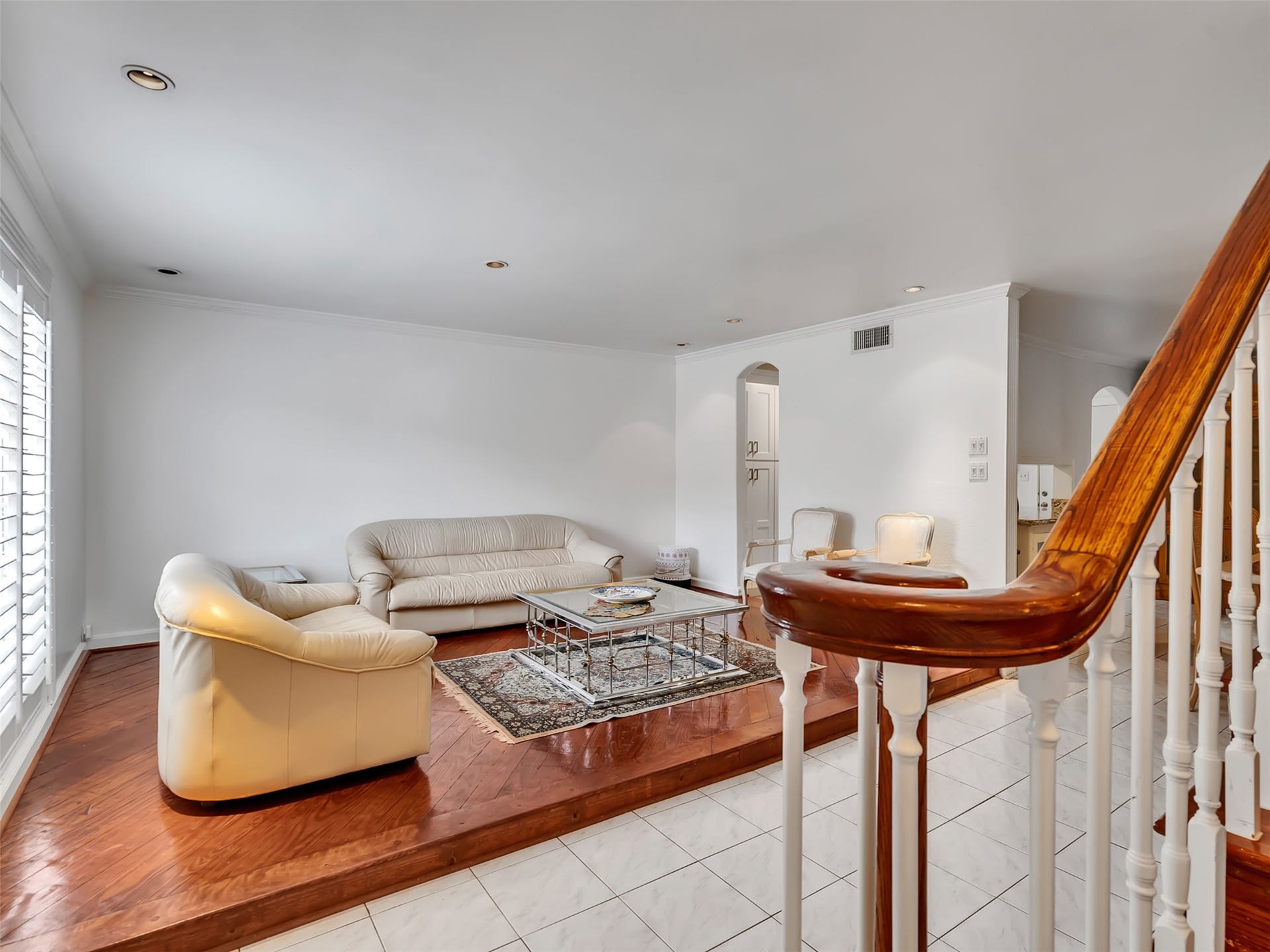 2121 Fountain View Drive, #H1, Houston, TX 77057