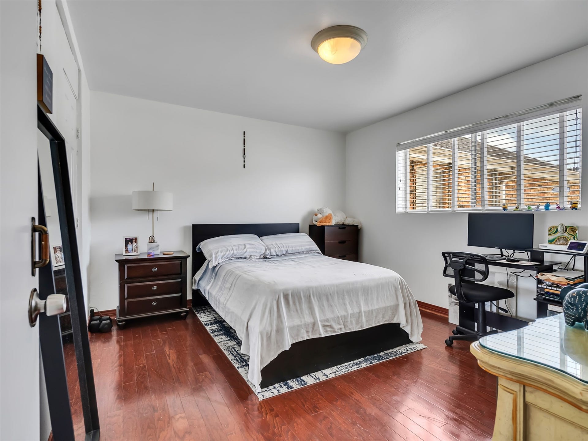 2121 Fountain View Drive, #H1, Houston, TX 77057