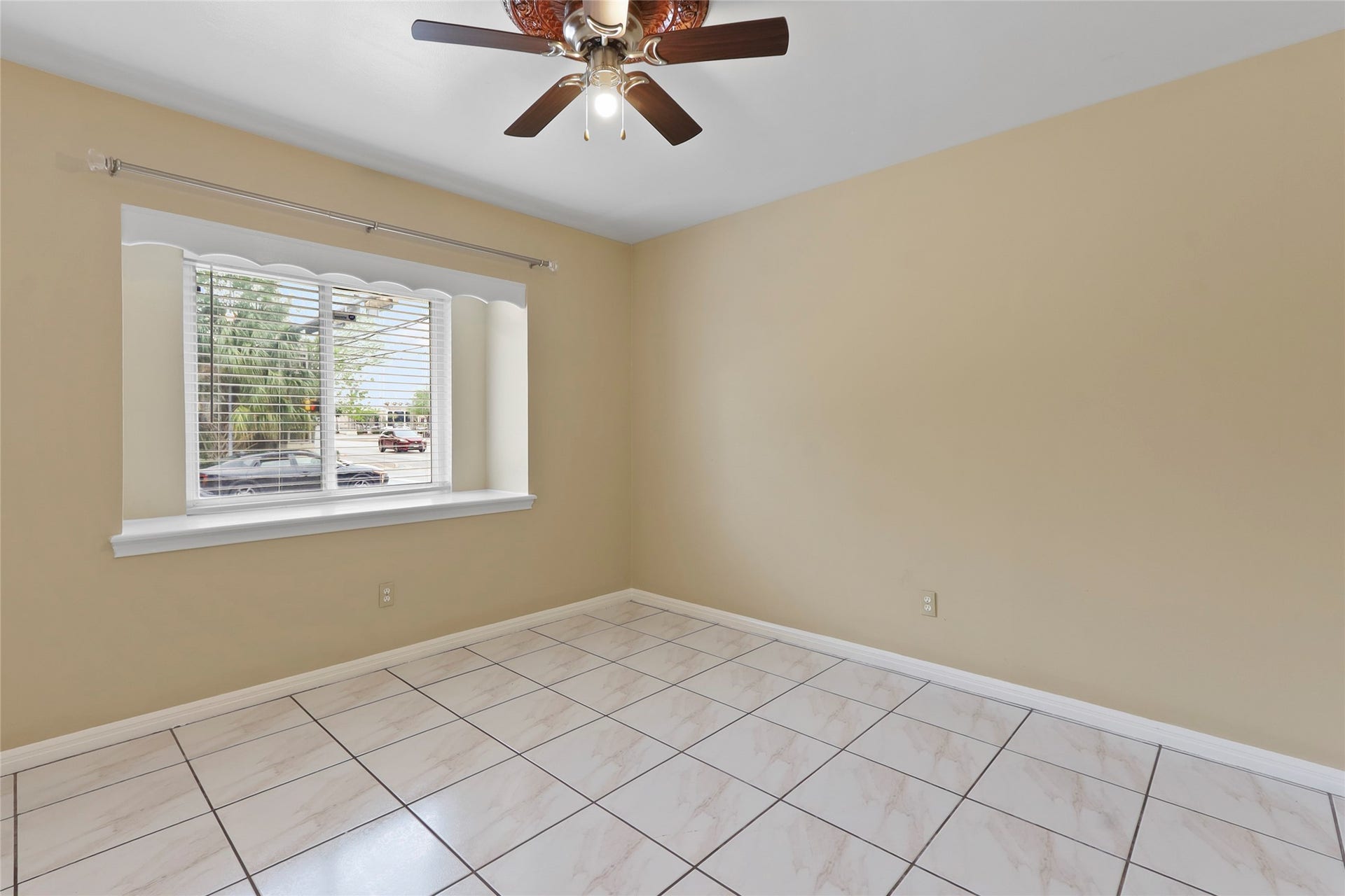 12303 Barryknoll Lane, Houston, TX 77024 12303 Barryknoll Lane, Houston, TX 77024