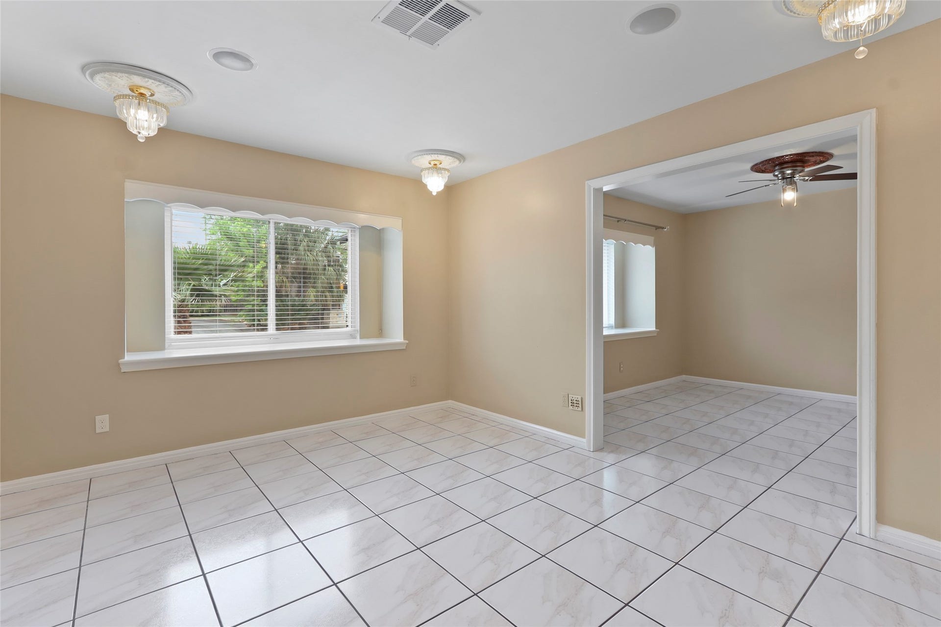 12303 Barryknoll Lane, Houston, TX 77024 12303 Barryknoll Lane, Houston, TX 77024