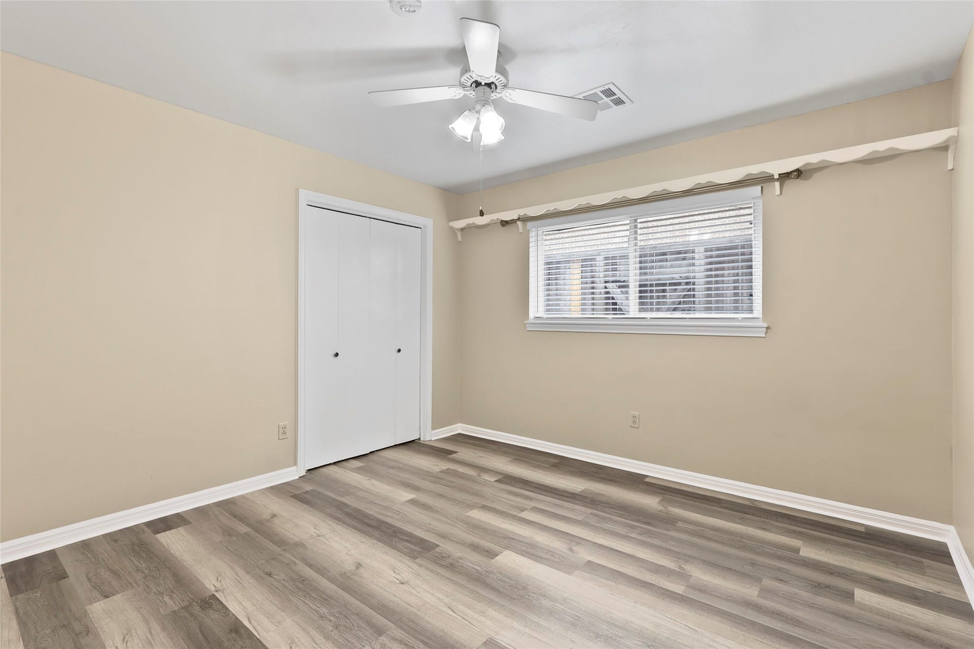12303 Barryknoll Lane, Houston, TX 77024 12303 Barryknoll Lane, Houston, TX 77024