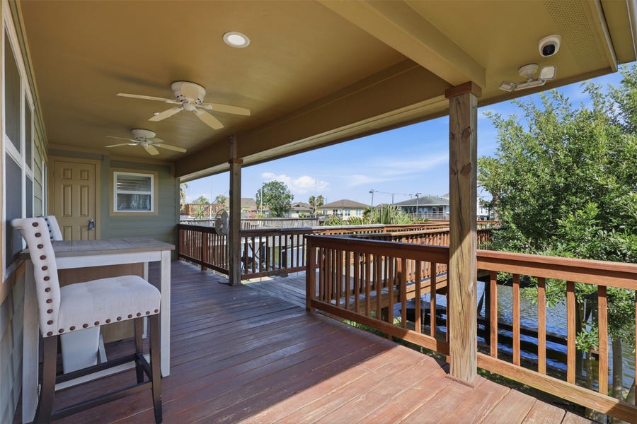 Property photo for 375 Ling, Bayou Vista, TX