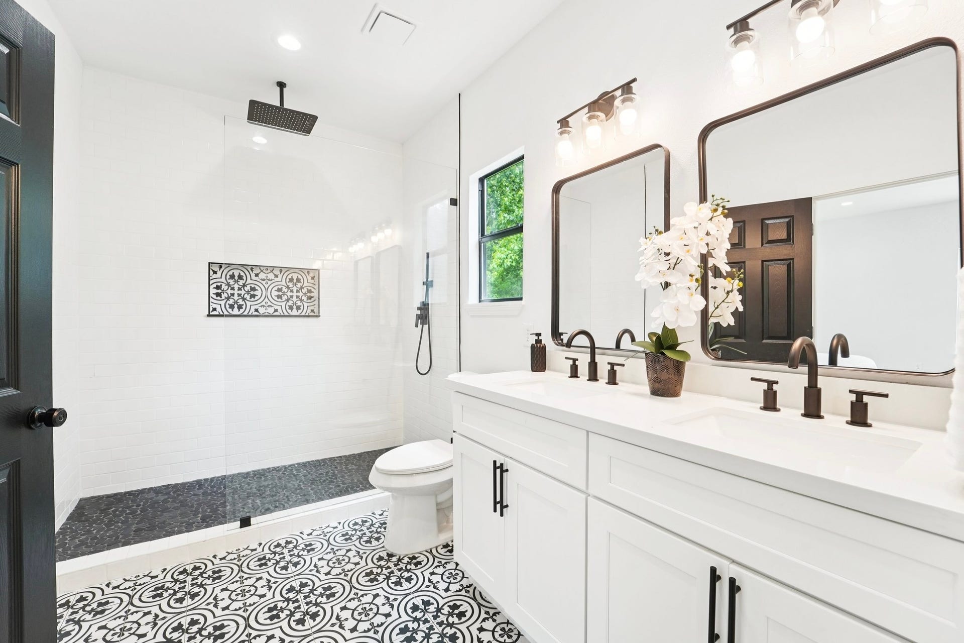 32606 Glenda Drive, Magnolia, TX 77354 Designer Primary Bath 2 (Up) w/ European Rainshower