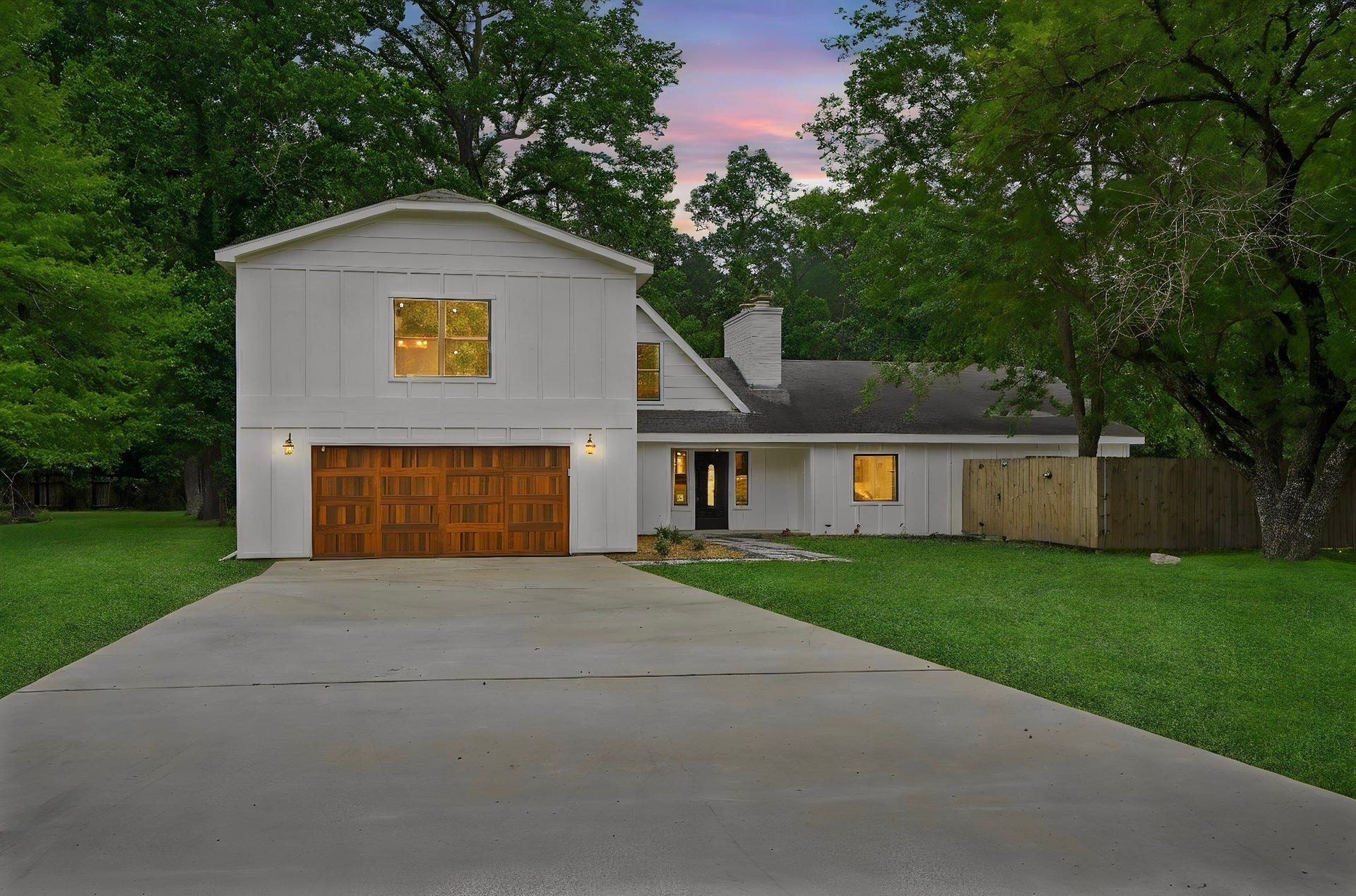 32606 Glenda Drive, Magnolia, TX 77354 Front of Home (Twilight)
