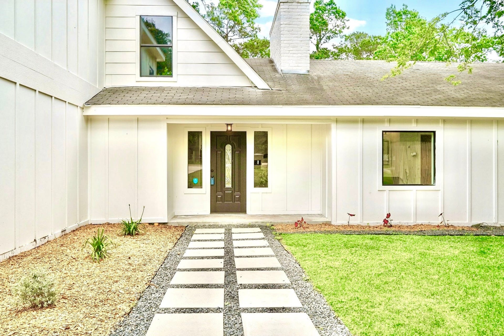 32606 Glenda Drive, Magnolia, TX 77354 Gorgeous Exterior Entry Walkway!