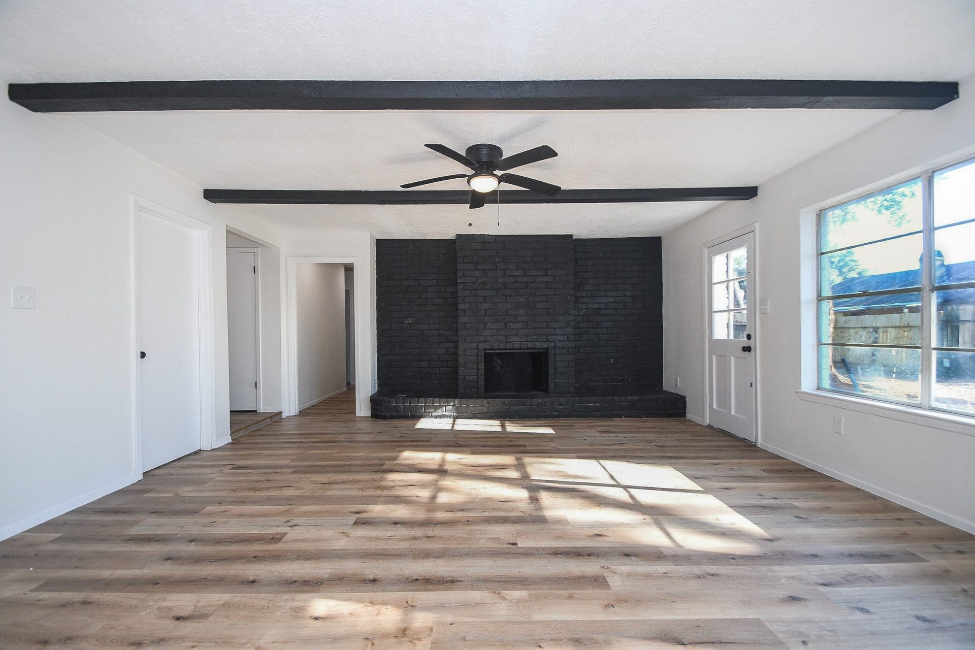 16118 Bougainvilla Lane, Friendswood, TX 77546