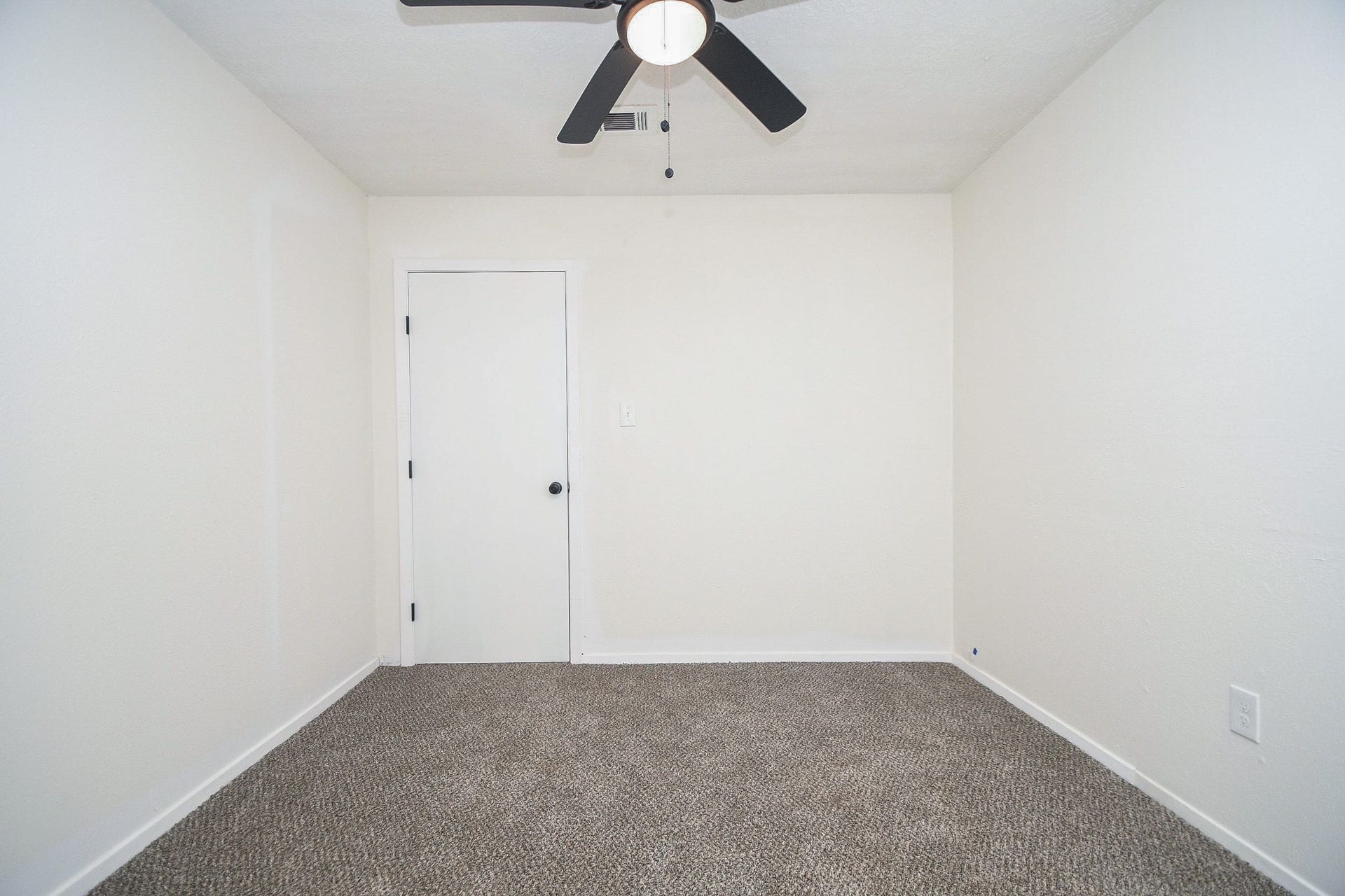16118 Bougainvilla Lane, Friendswood, TX 77546