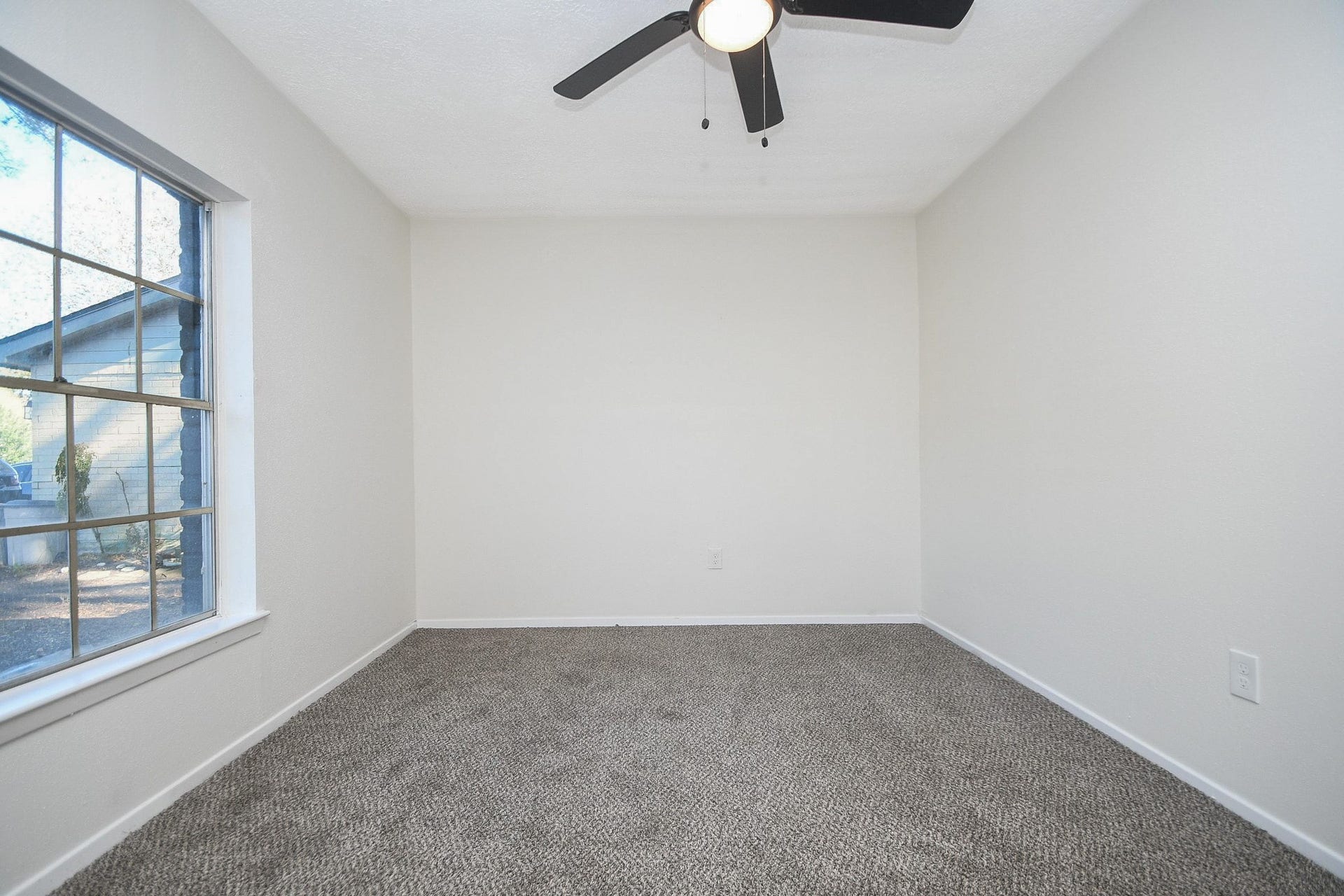 16118 Bougainvilla Lane, Friendswood, TX 77546
