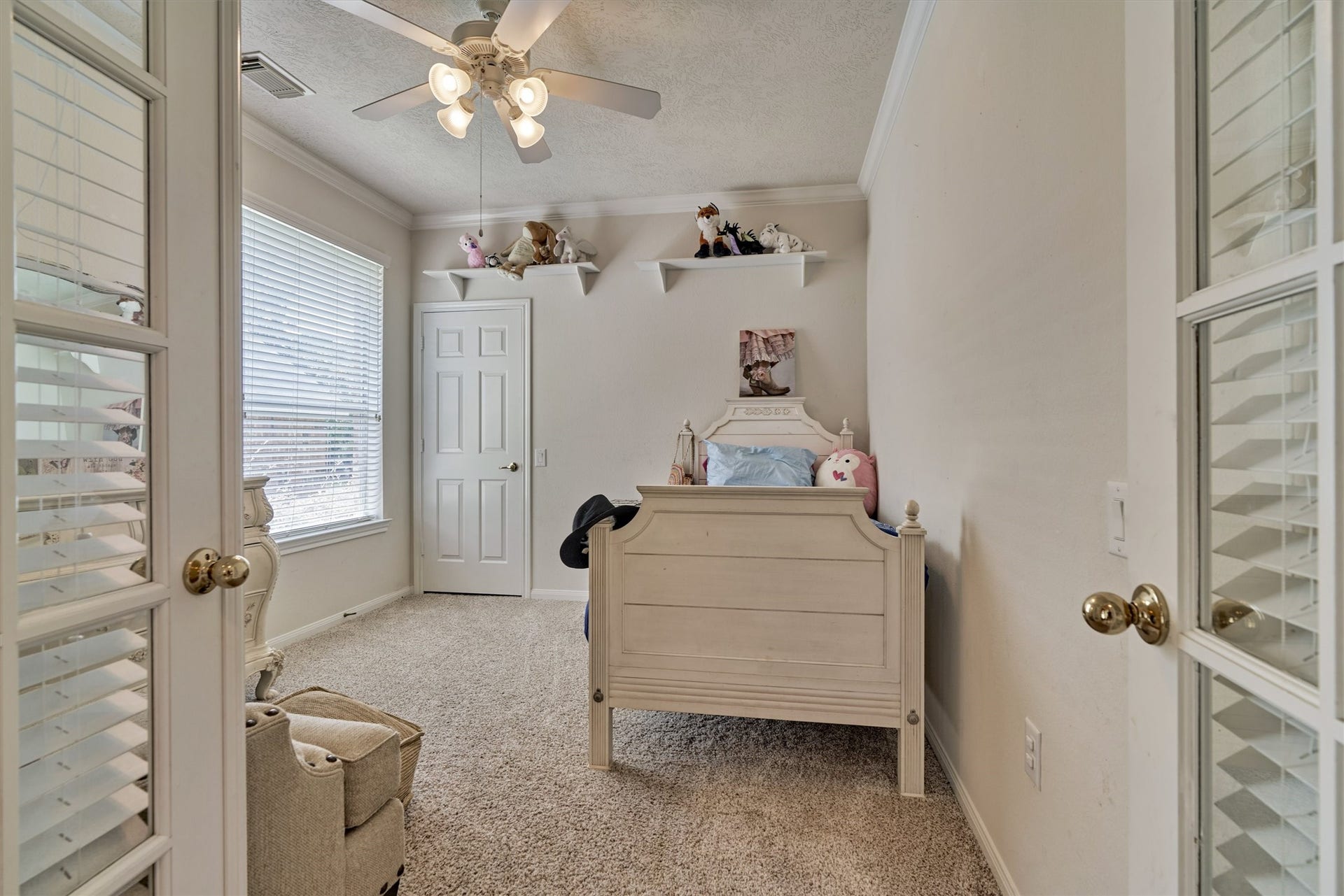 16 Marina Way, Montgomery, TX 77356