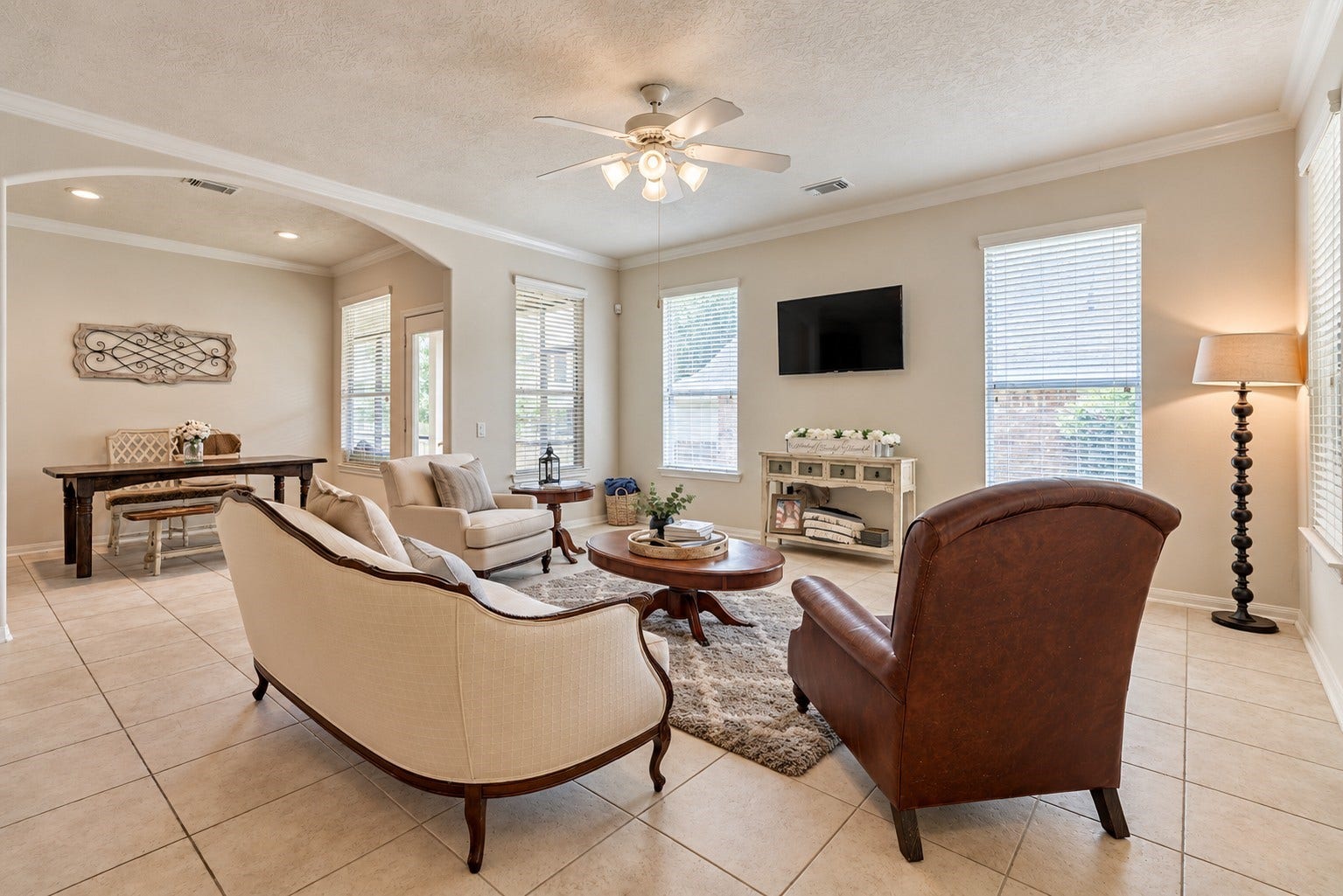 16 Marina Way, Montgomery, TX 77356