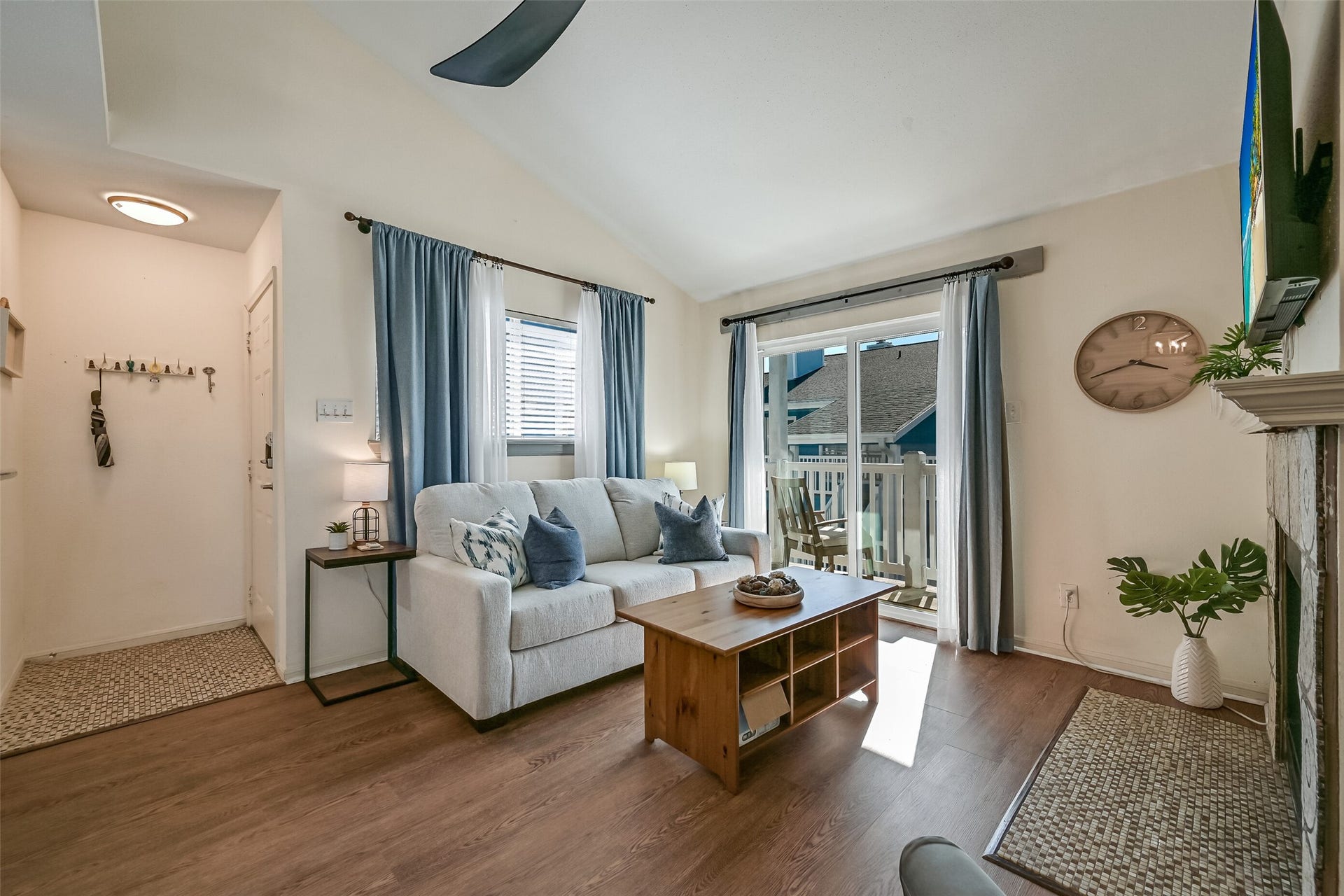 3506 Cove View Boulevard, #1002, Galveston, TX 77554 3506 Cove View Boulevard, #1002, Galveston, TX 77554