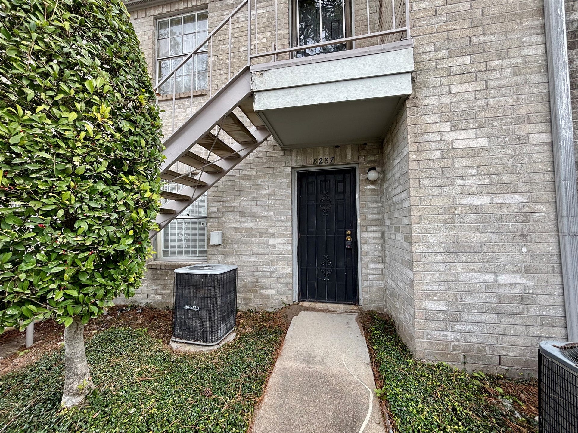 8287 Creekbend Drive, #8287, Houston, TX 77071 Front Entry