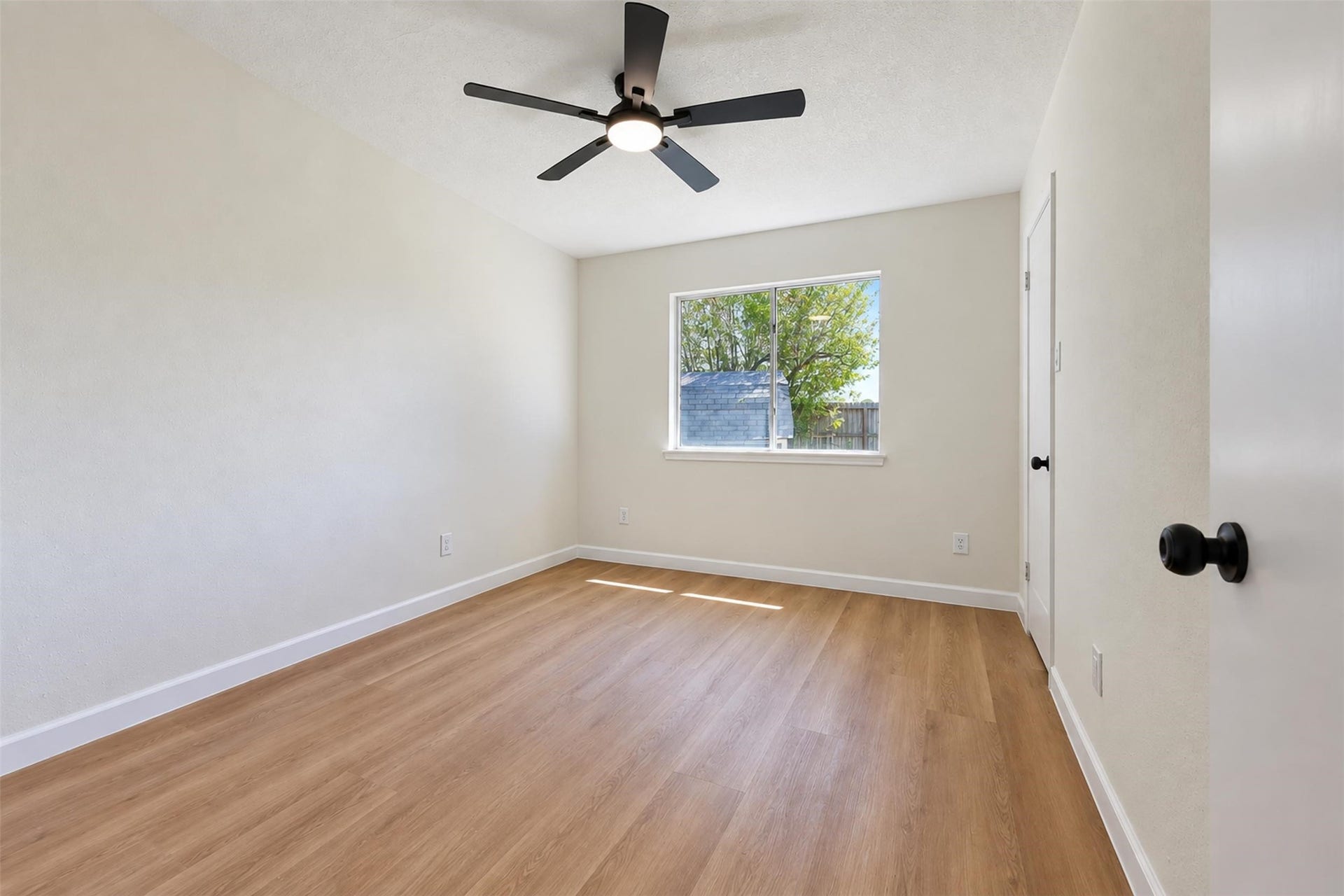 2131 Creekshire Drive, Sugar Land, TX 77478