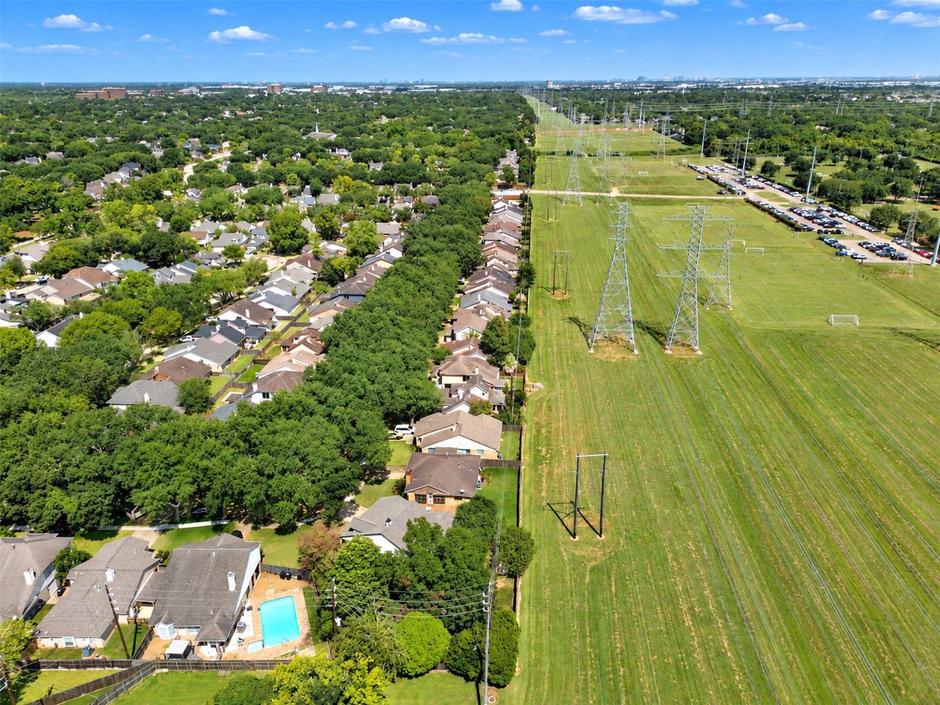2131 Creekshire Drive, Sugar Land, TX 77478