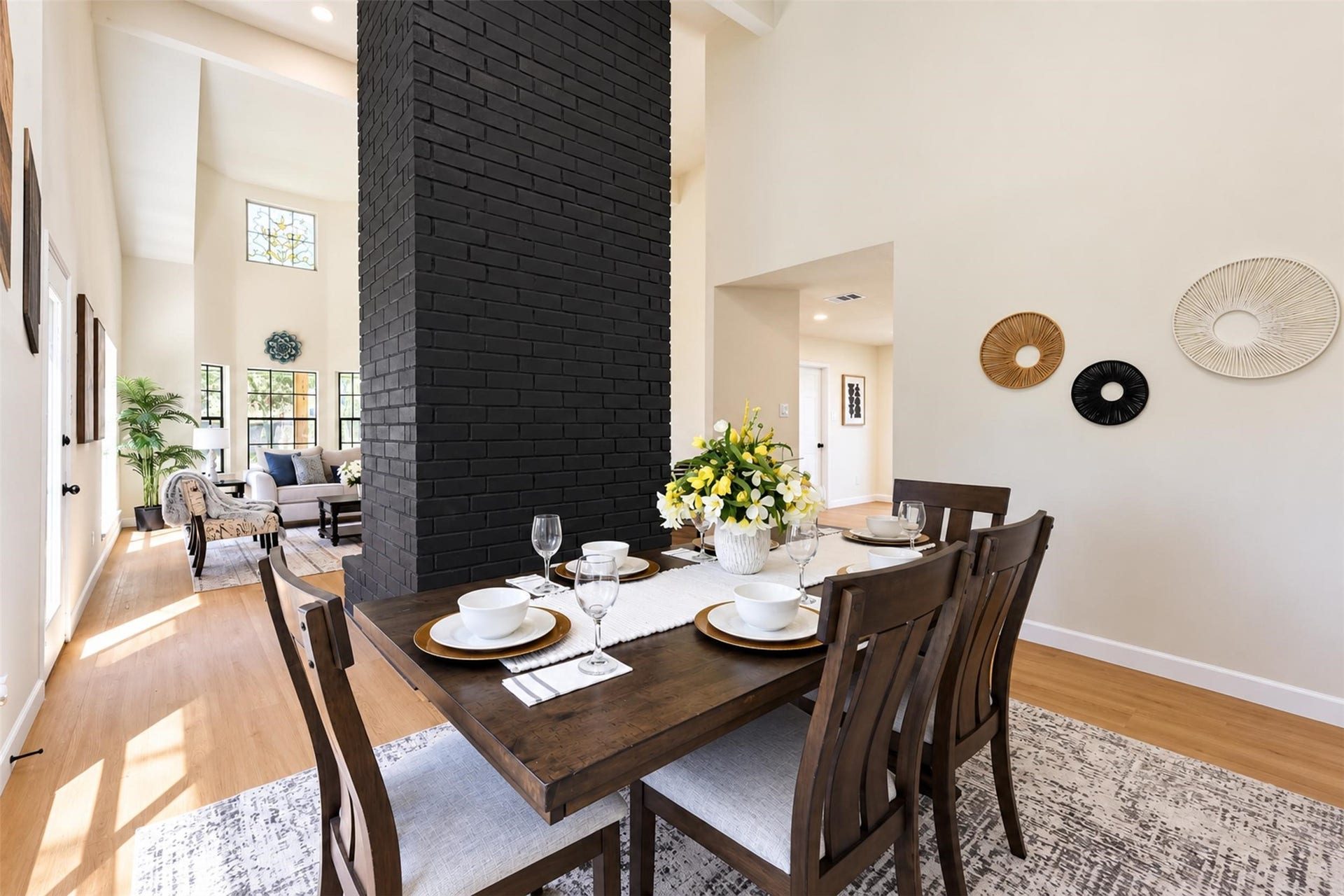 2131 Creekshire Drive, Sugar Land, TX 77478
