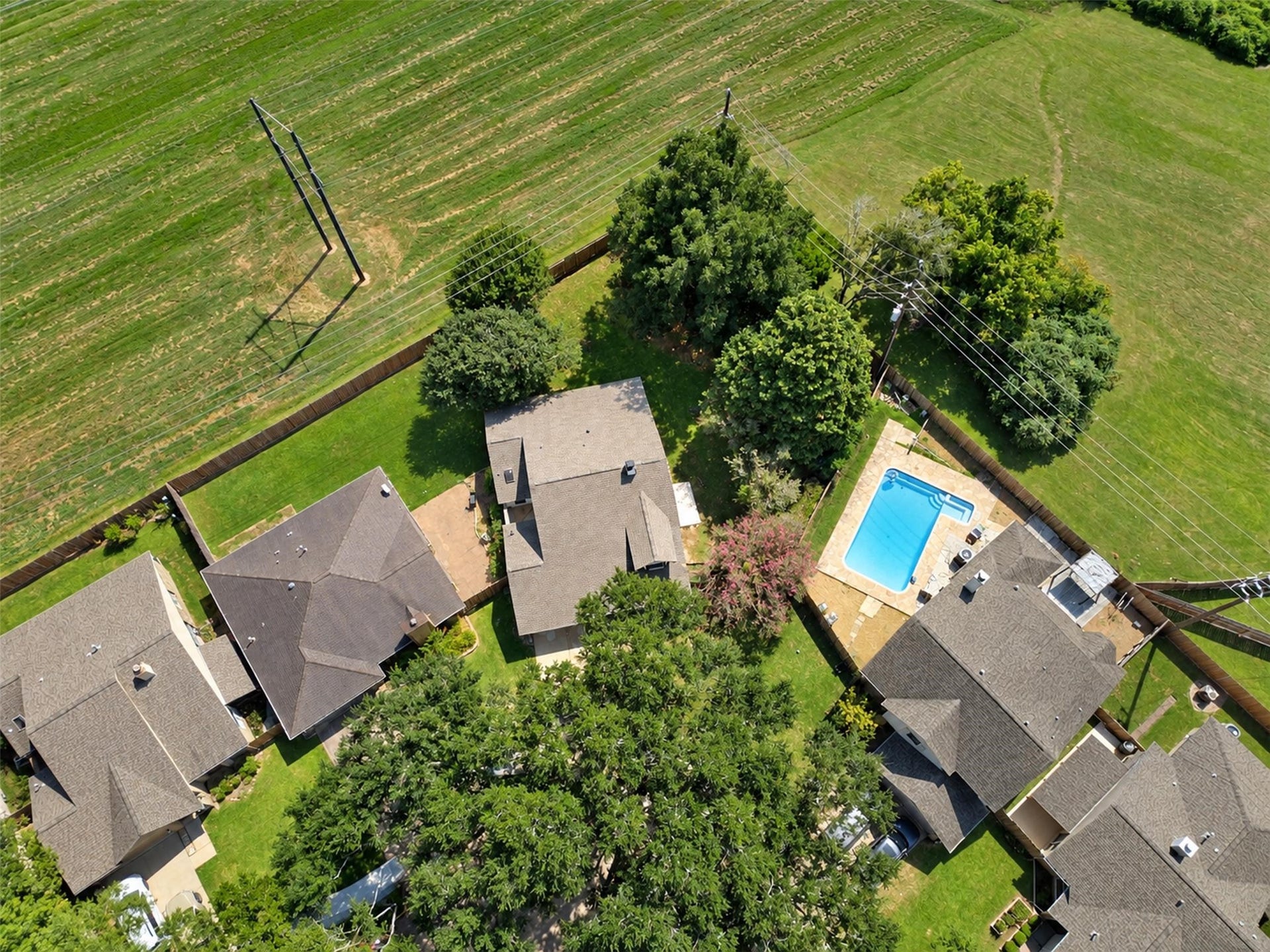 2131 Creekshire Drive, Sugar Land, TX 77478