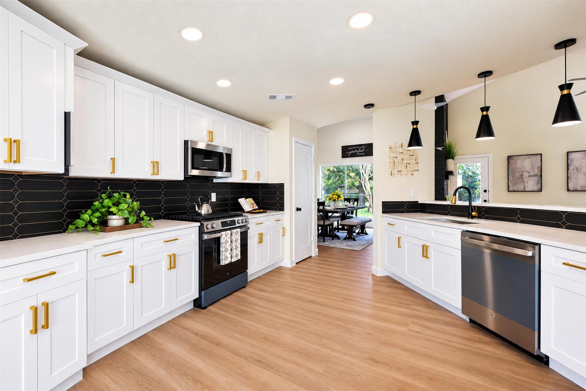 2131 Creekshire Drive, Sugar Land, TX 77478