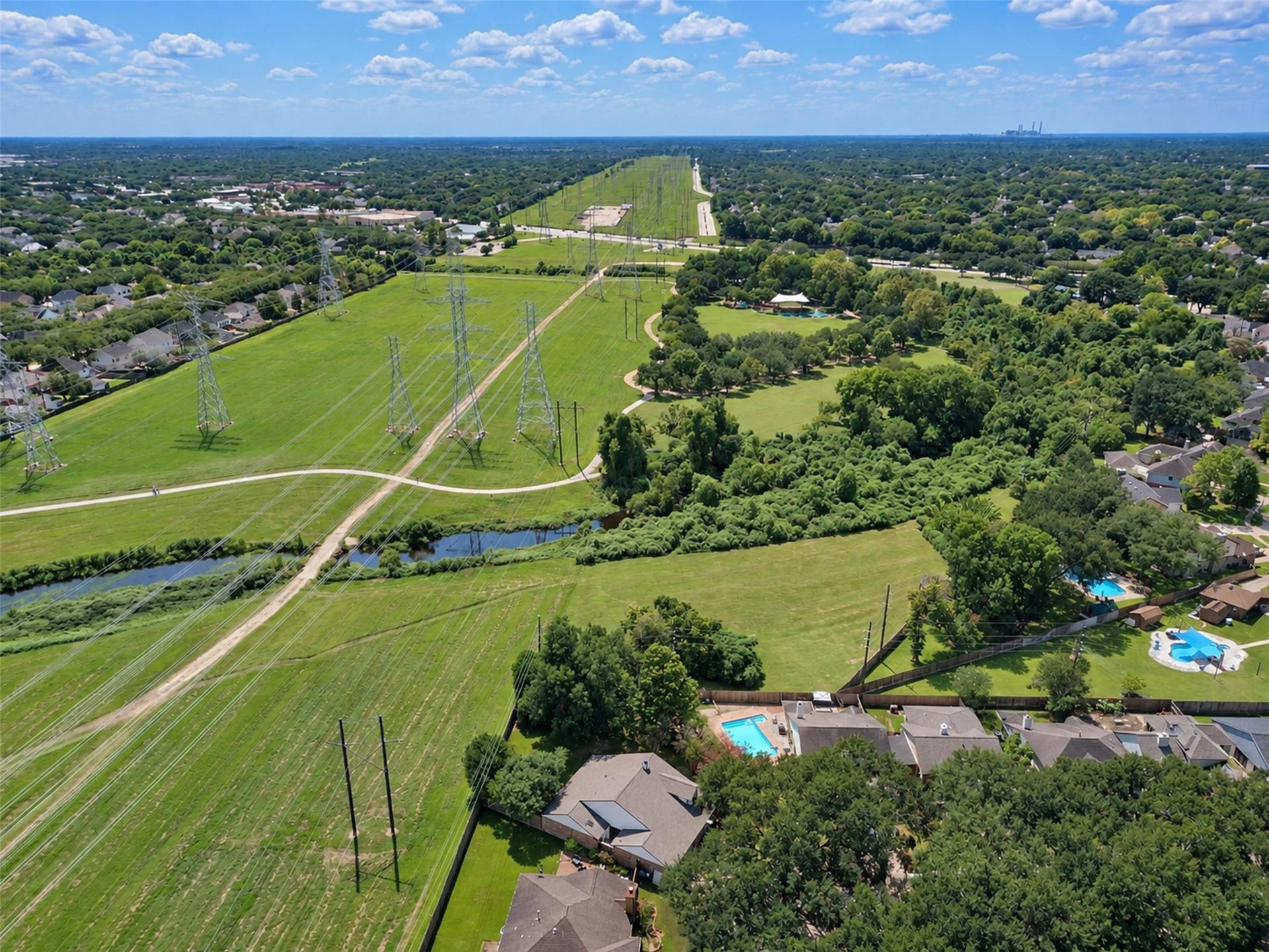 2131 Creekshire Drive, Sugar Land, TX 77478