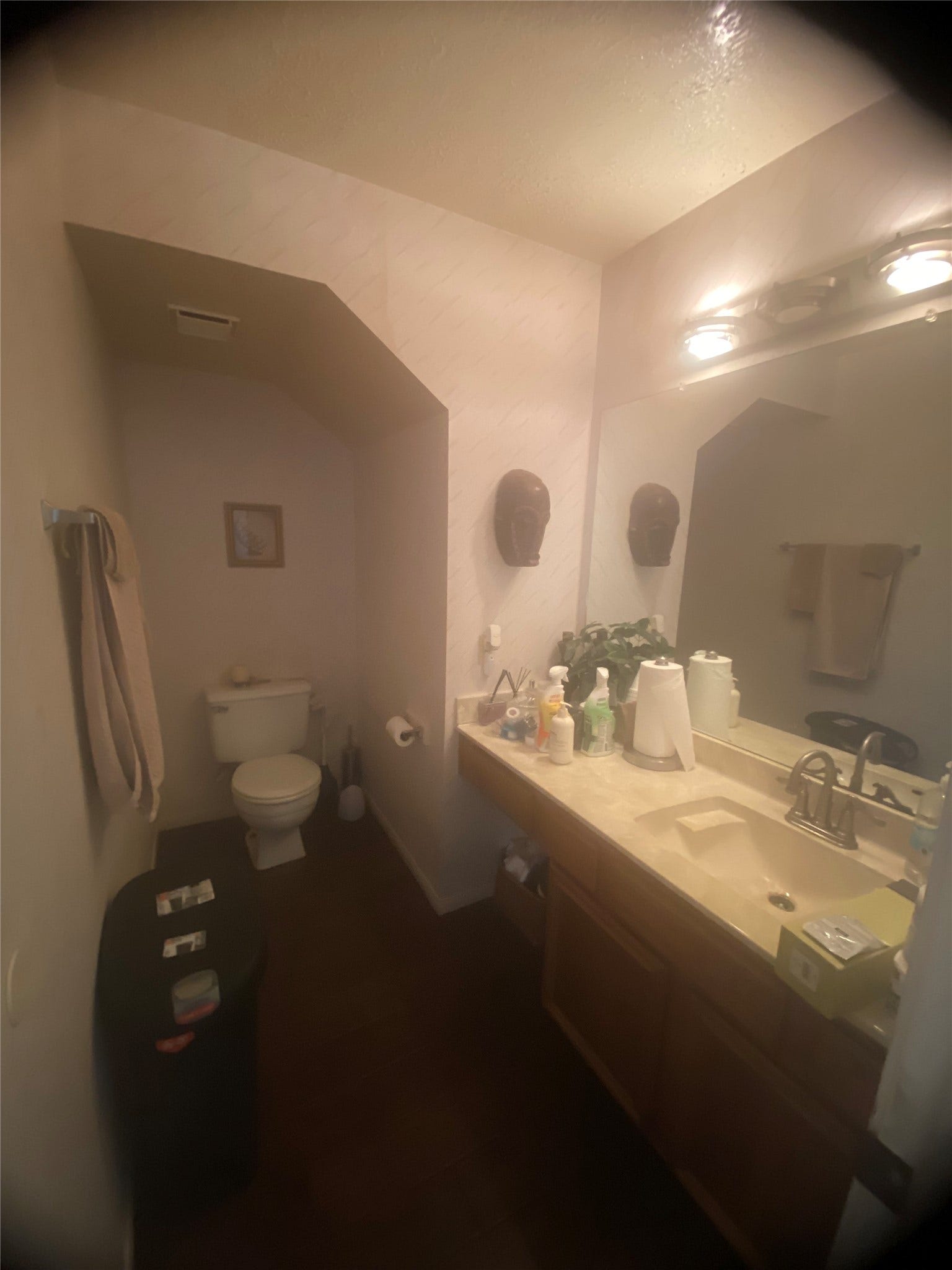 2723 Foxden Drive, Pearland, TX 77584 1/2 BATH