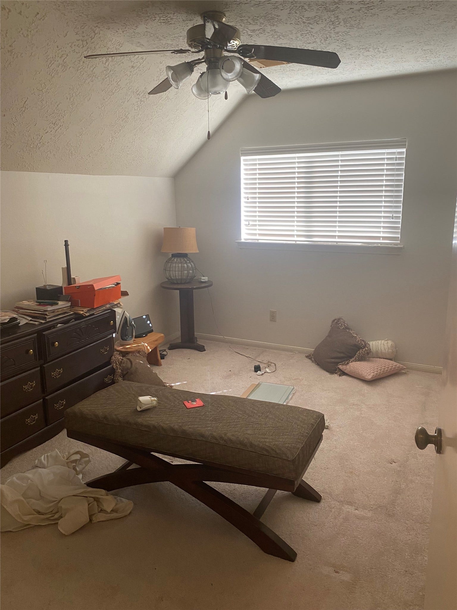2723 Foxden Drive, Pearland, TX 77584 2nd BEDROOM (UP)