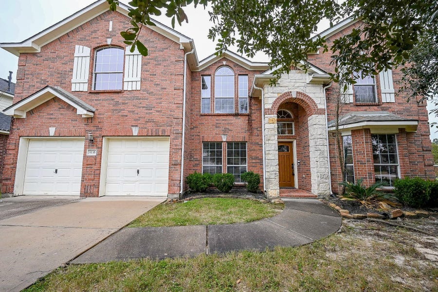 Property photo for 8135 Cove Timbers Lane, Tomball, TX