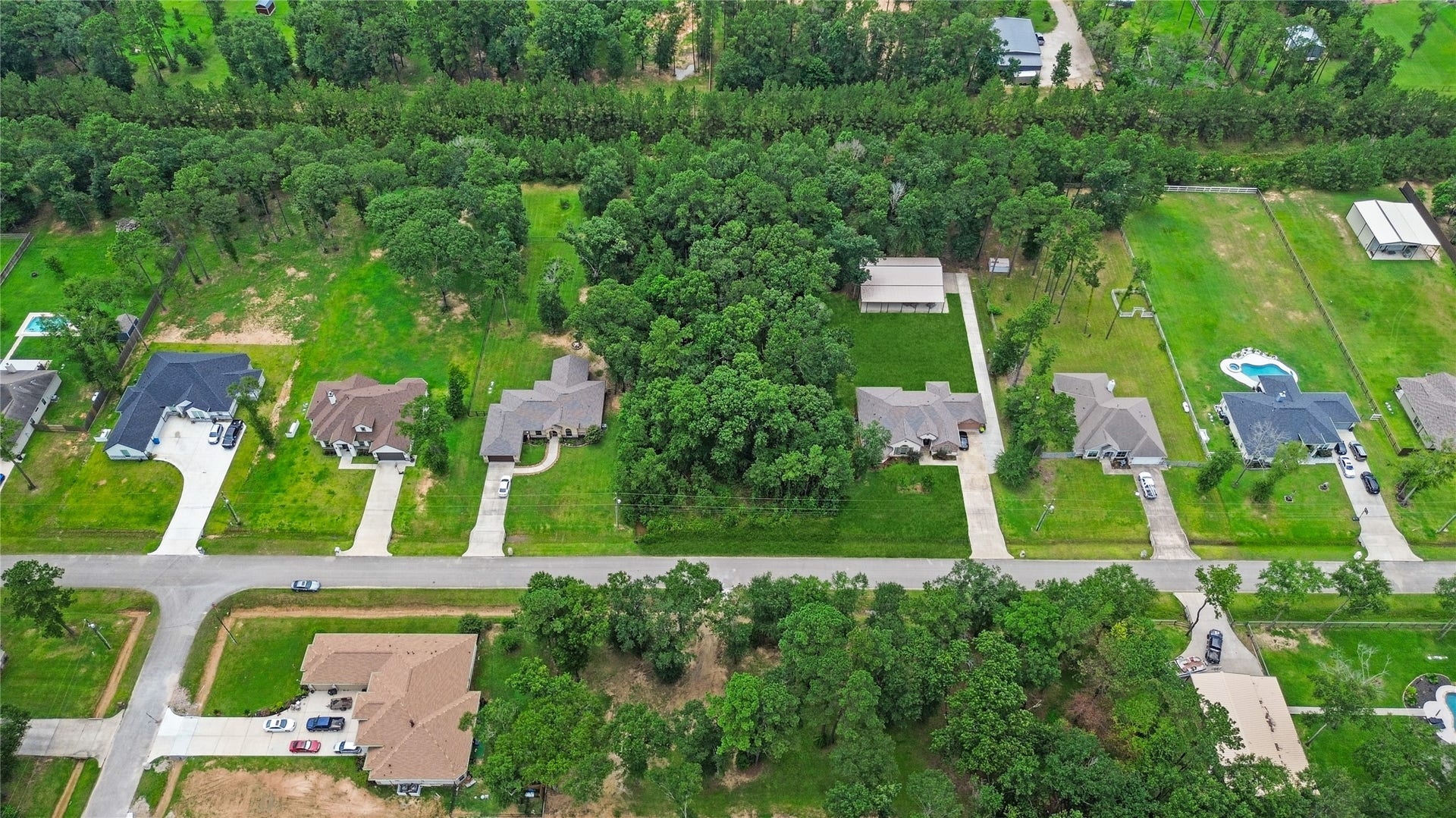 27692 Rio Blanco Drive, Splendora, TX 77372 27692 Rio Blanco Drive, Splendora, TX 77372