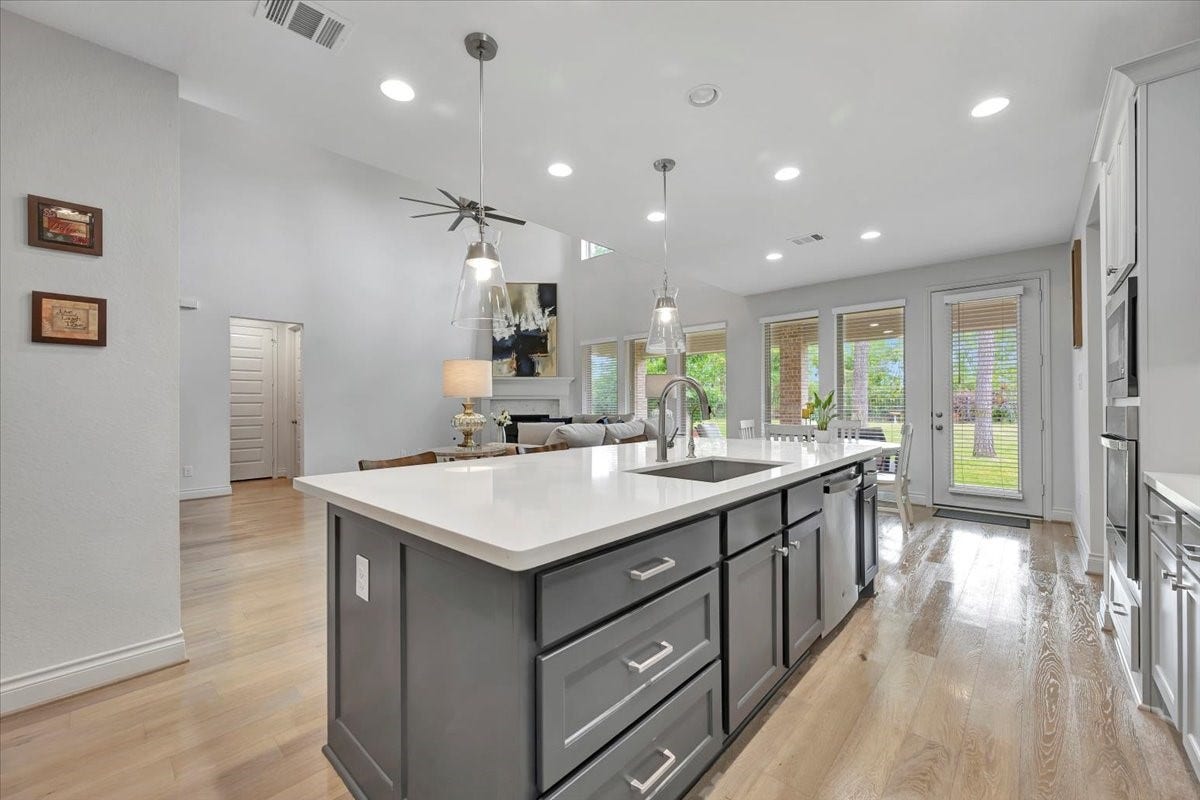 12218 Hickory Arroyo Drive, Humble, TX 77346 12218 Hickory Arroyo Drive, Humble, TX 77346