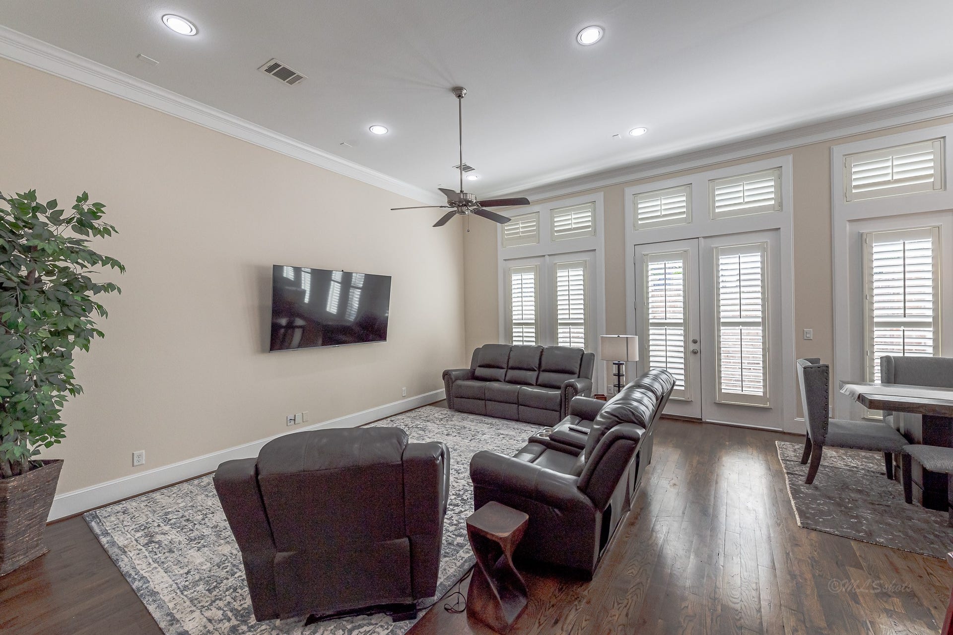 1831 Upland Lakes, Houston, TX 77043