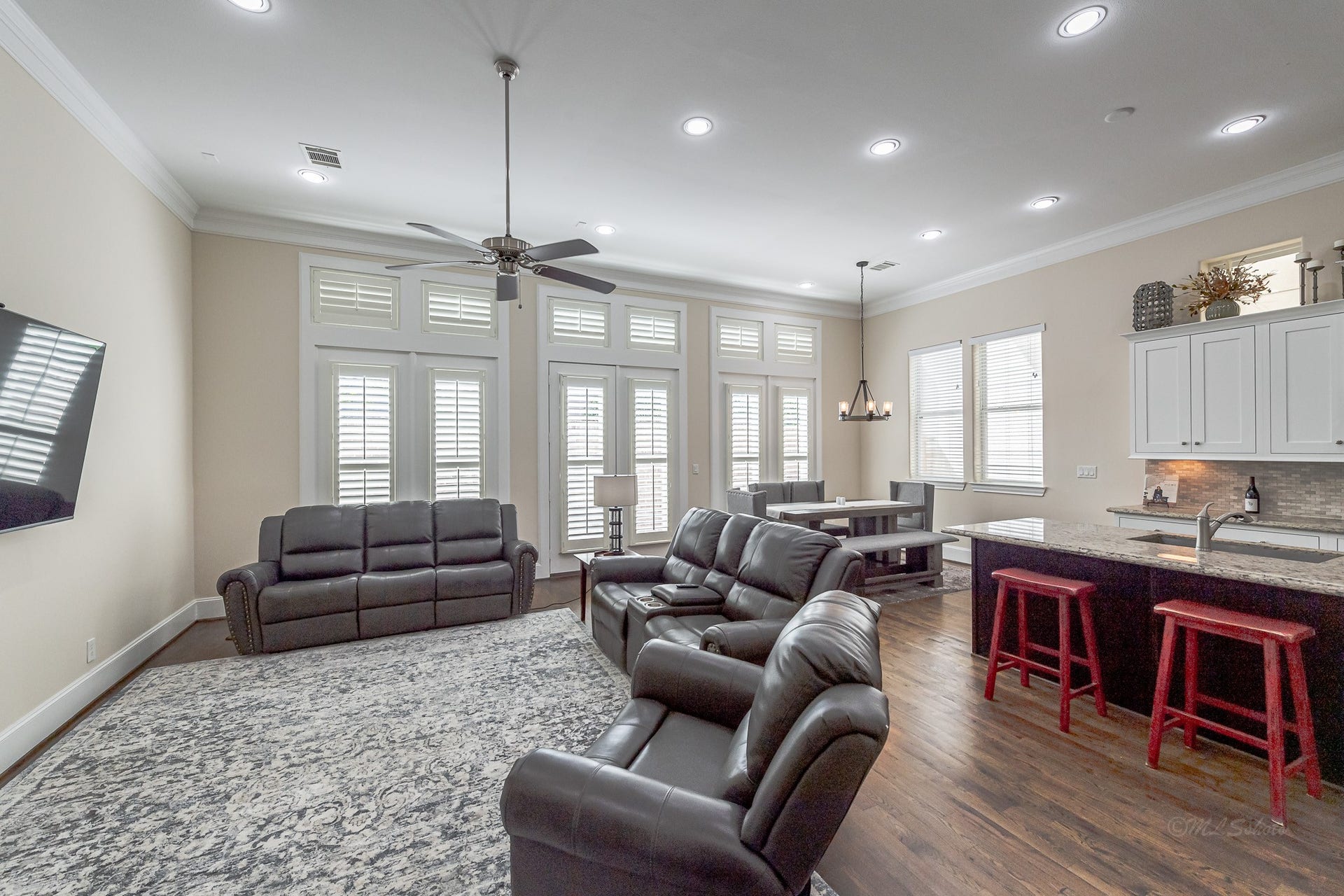 1831 Upland Lakes, Houston, TX 77043