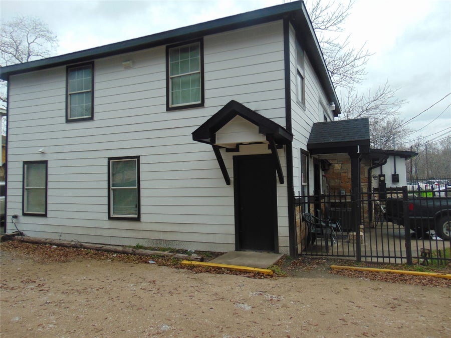 Property photo for 1134 Rosas Street, Stafford, TX