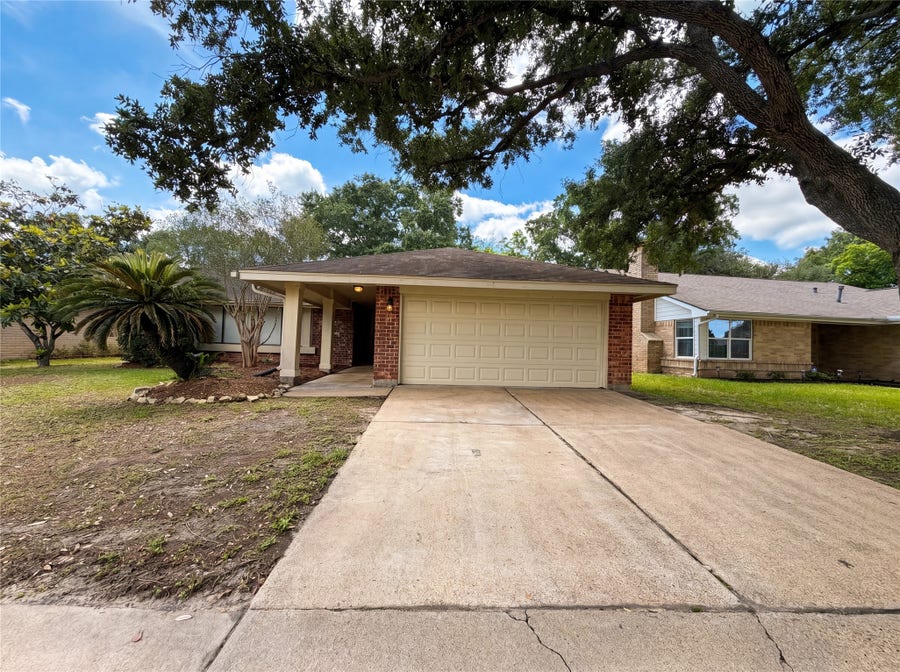 Property photo for 22031 Birch Valley Drive, Katy, TX