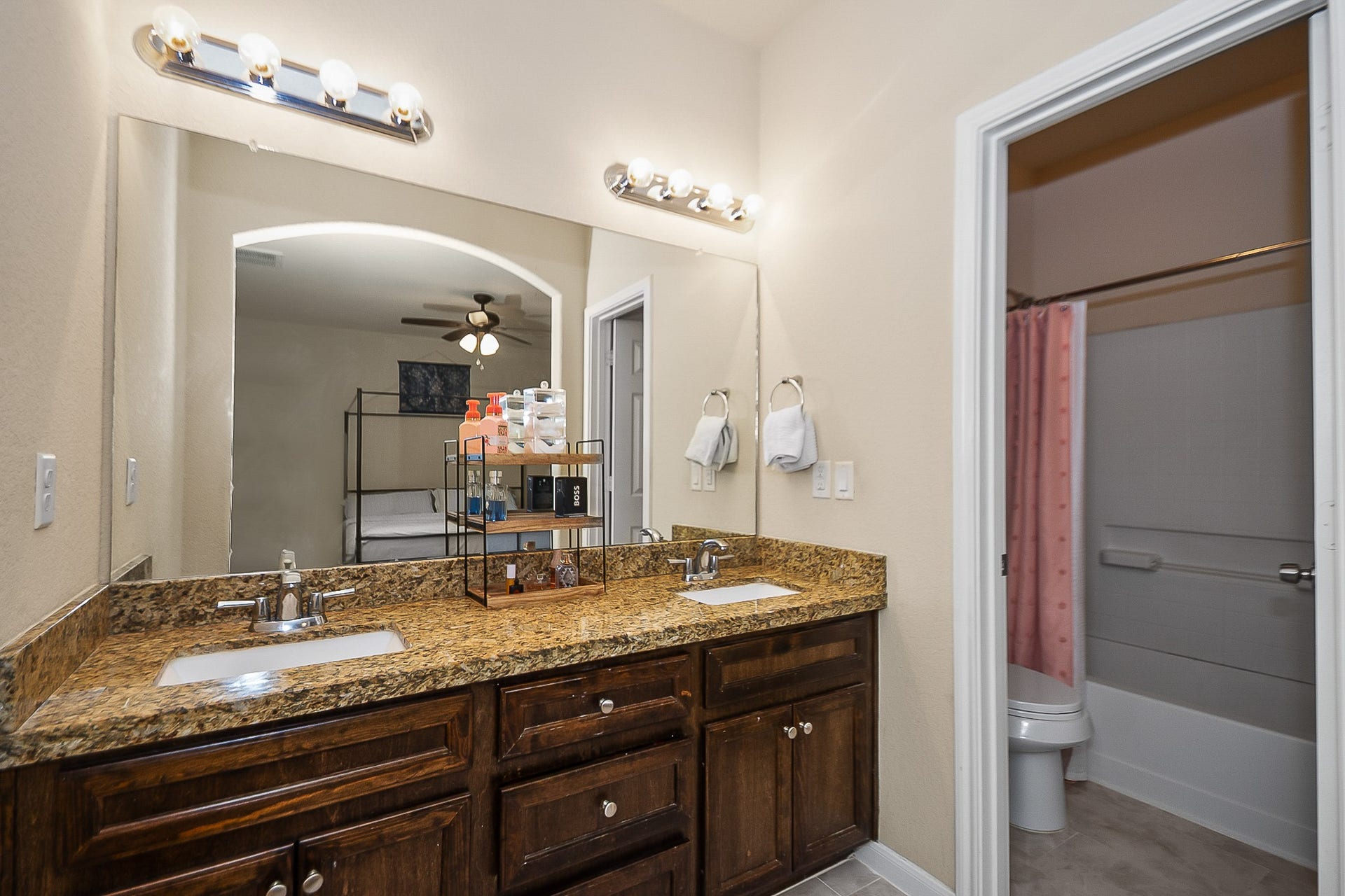 1524 Longley Street, South Houston, TX 77587 1524 Longley Street, South Houston, TX 77587