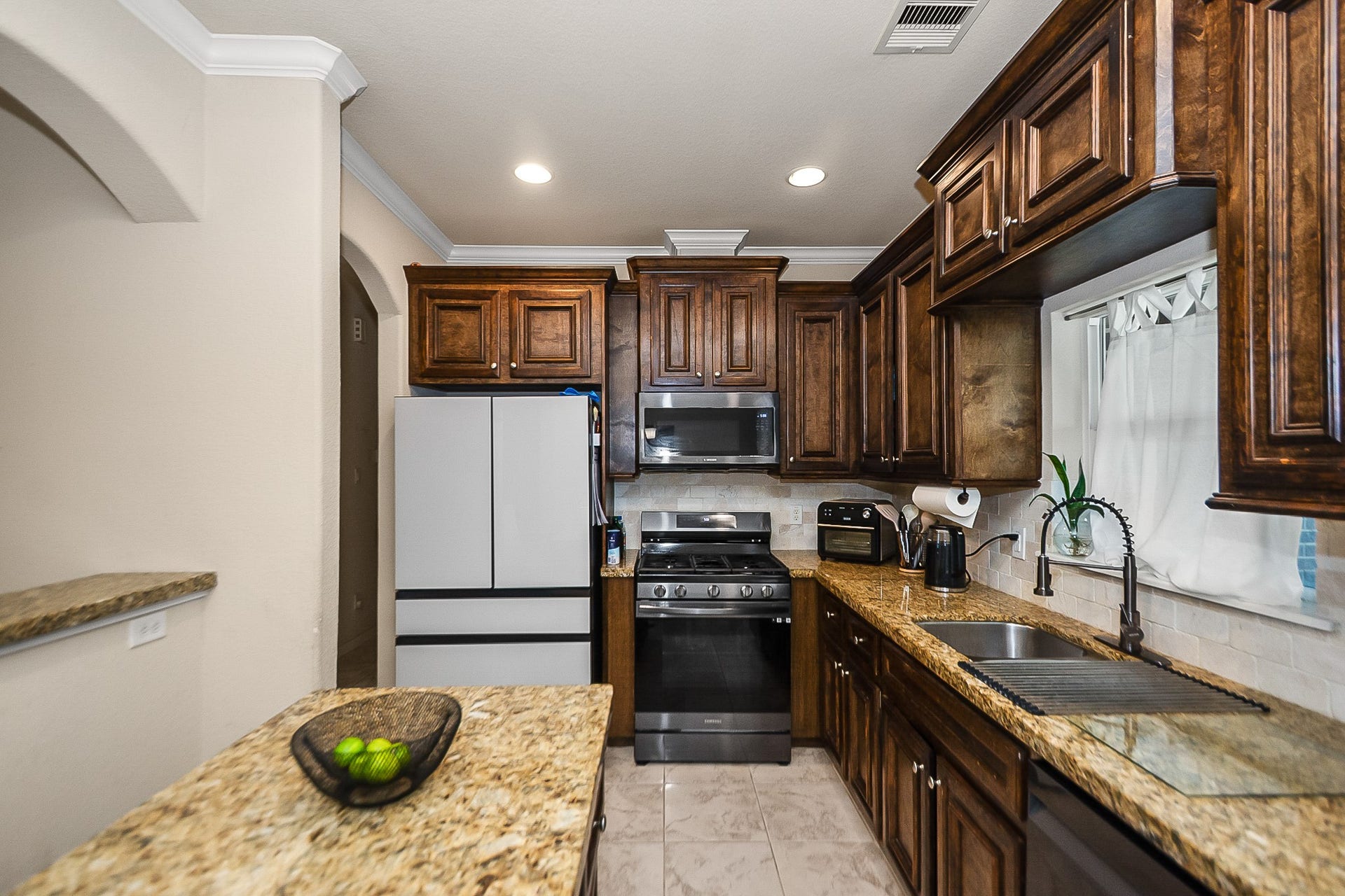 1524 Longley Street, South Houston, TX 77587 1524 Longley Street, South Houston, TX 77587