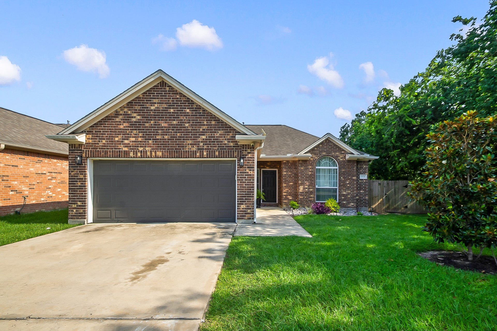 1524 Longley Street, South Houston, TX 77587 1524 Longley Street, South Houston, TX 77587