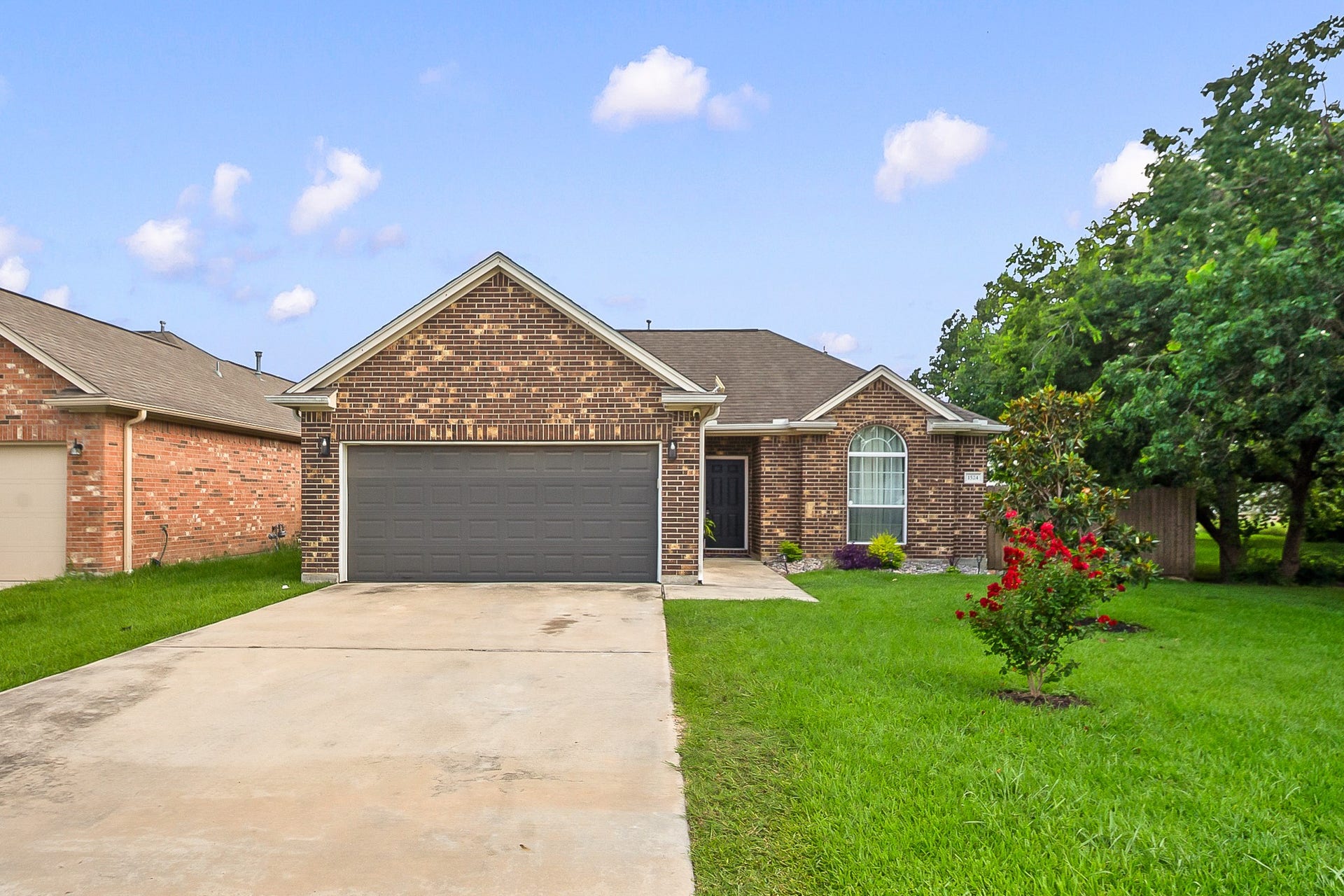 1524 Longley Street, South Houston, TX 77587 1524 Longley Street, South Houston, TX 77587