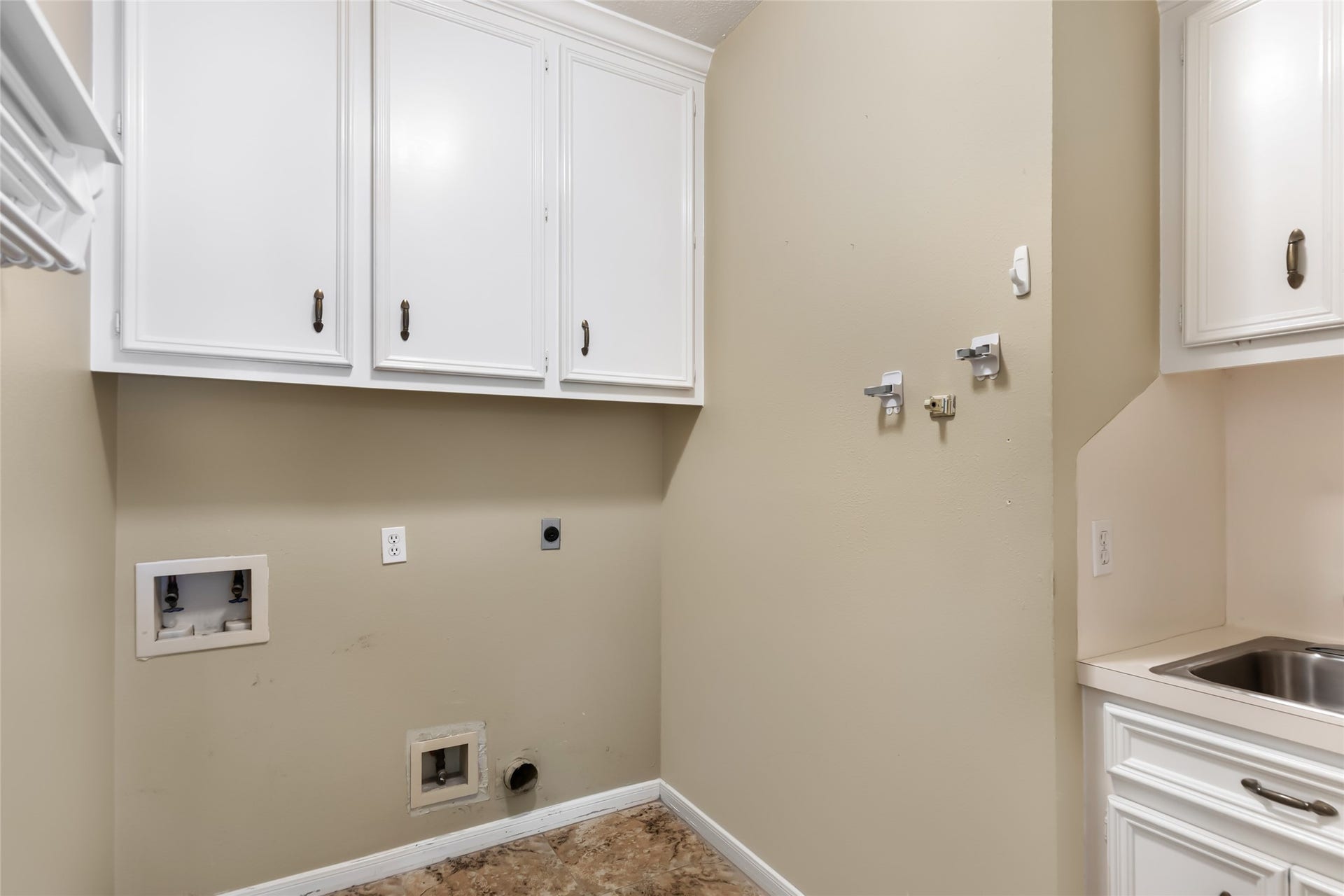 2403 Kings Lodge Drive, Houston, TX 77345 2403 Kings Lodge Drive, Houston, TX 77345