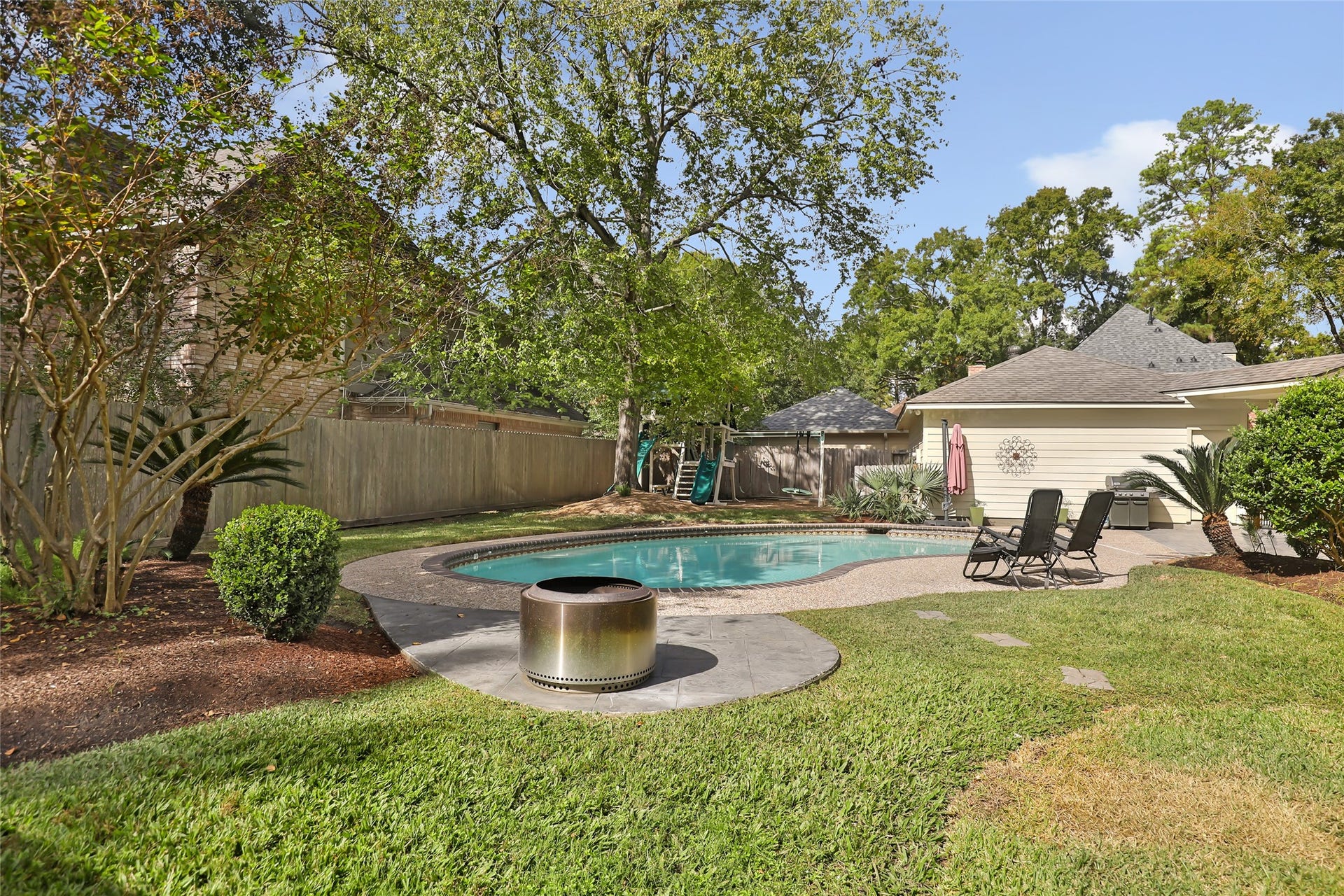 2403 Kings Lodge Drive, Houston, TX 77345 2403 Kings Lodge Drive, Houston, TX 77345