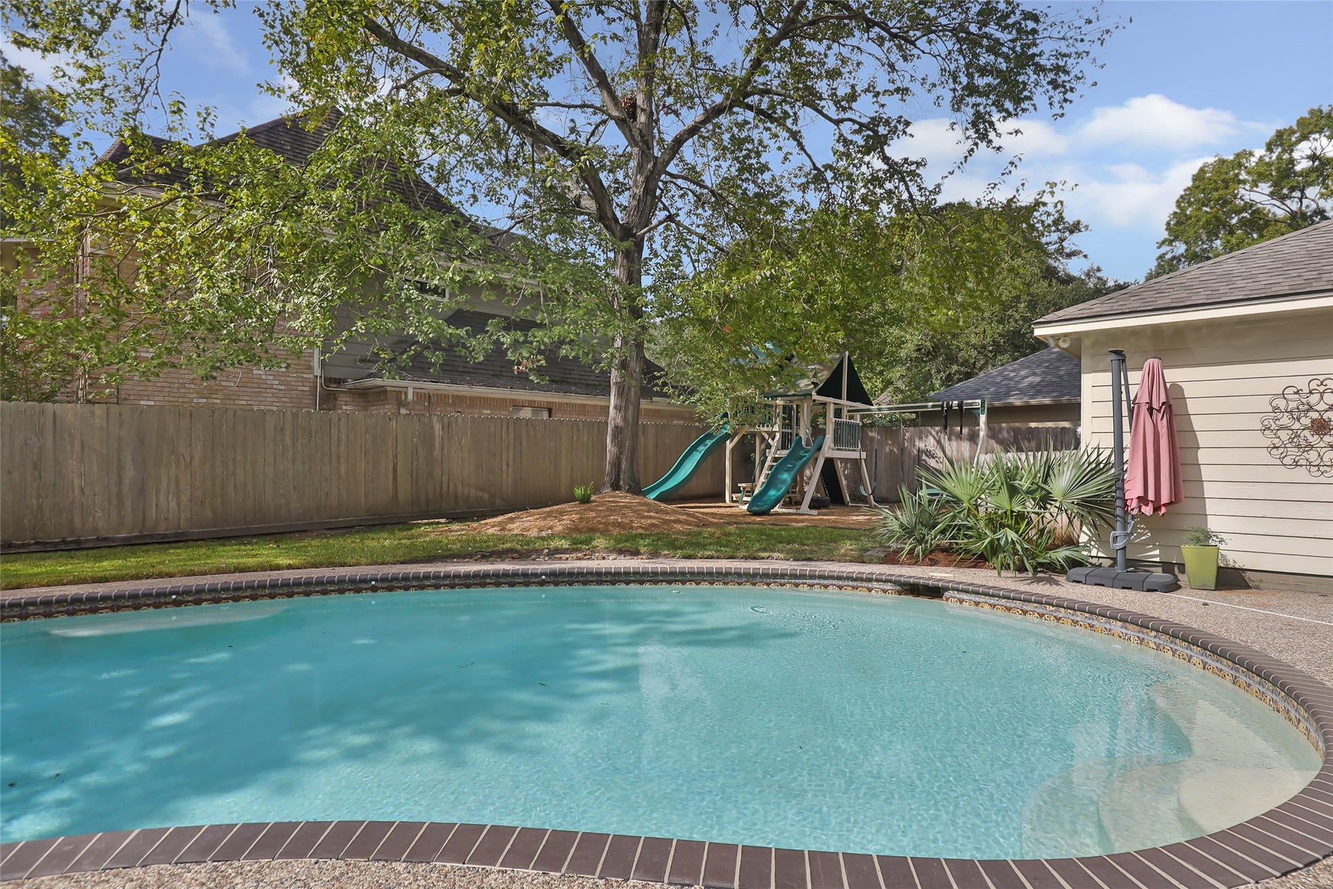 2403 Kings Lodge Drive, Houston, TX 77345 2403 Kings Lodge Drive, Houston, TX 77345
