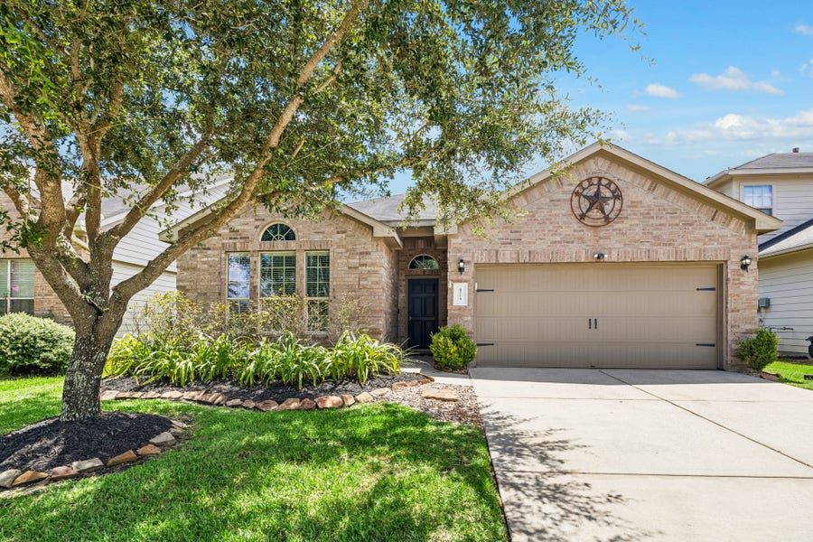 Property photo for 8715 Sunrise Canter Drive, Tomball, TX