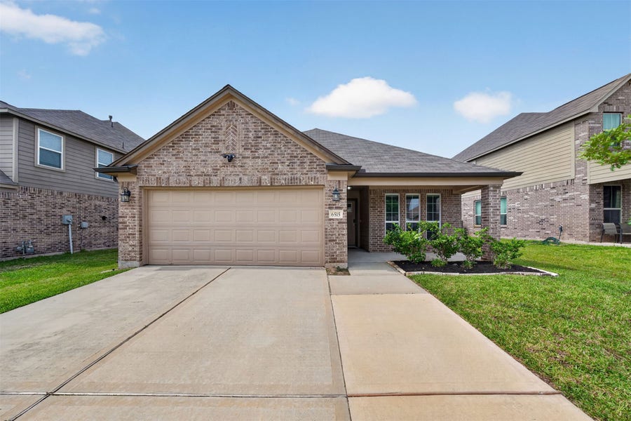 Property photo for 6515 Cypresswood Summit Drive, Humble, TX