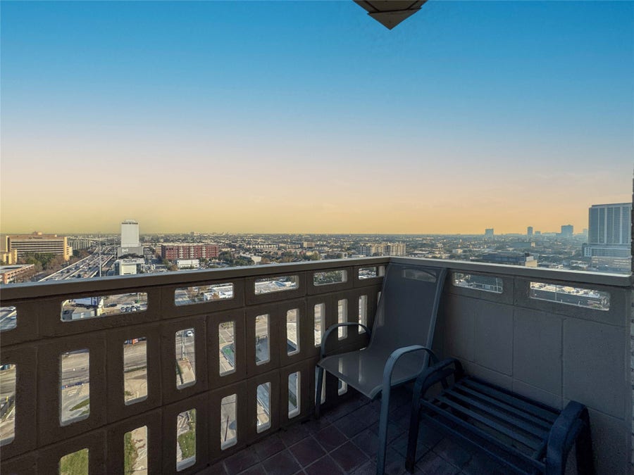 Property photo for 2016 Main Street, #1502, Houston, TX
