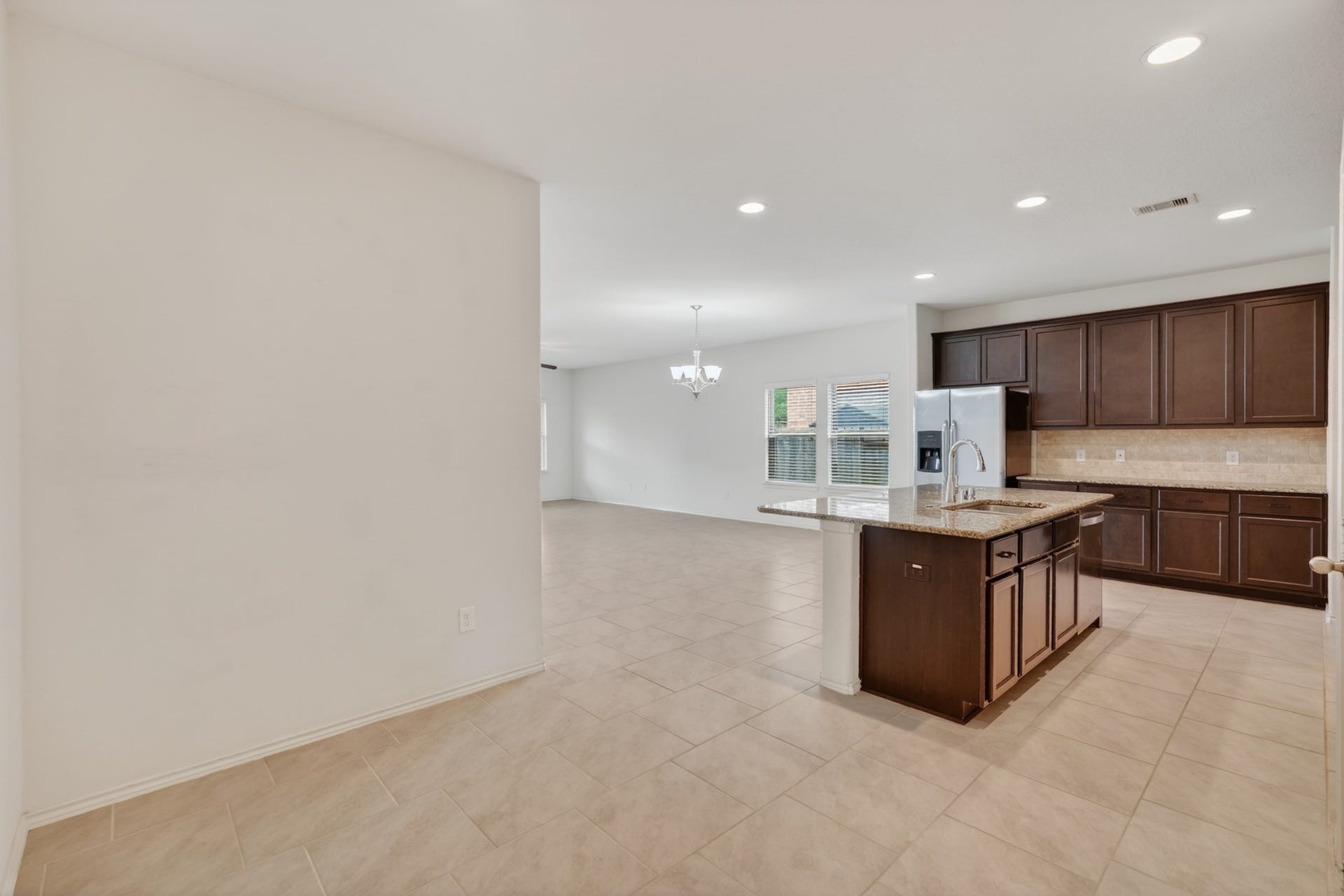 138 Meadow Grove Drive, Conroe, TX 77384 138 Meadow Grove Drive, Conroe, TX 77384