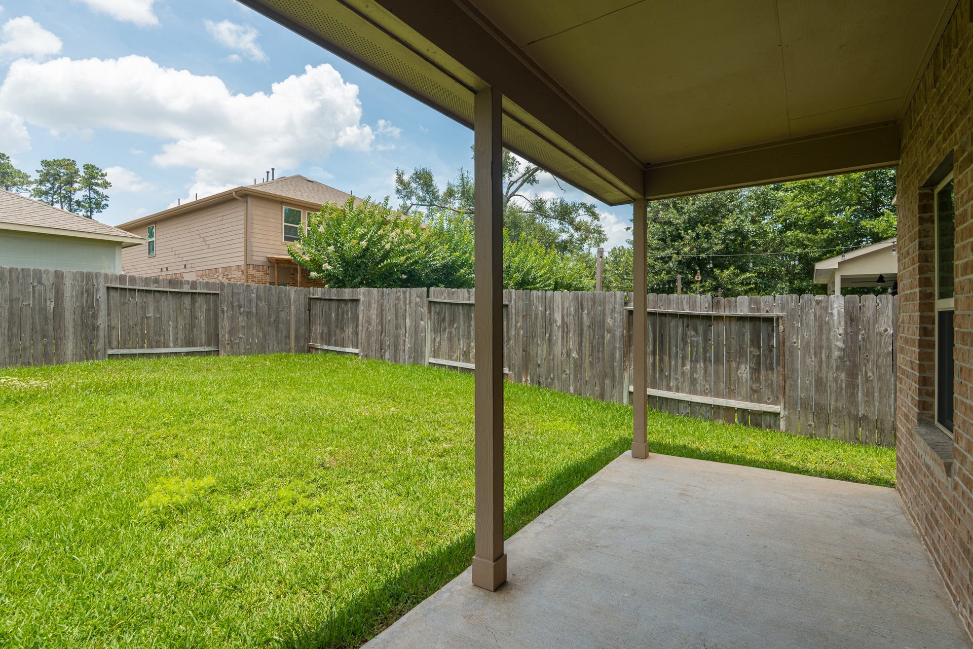 138 Meadow Grove Drive, Conroe, TX 77384 138 Meadow Grove Drive, Conroe, TX 77384
