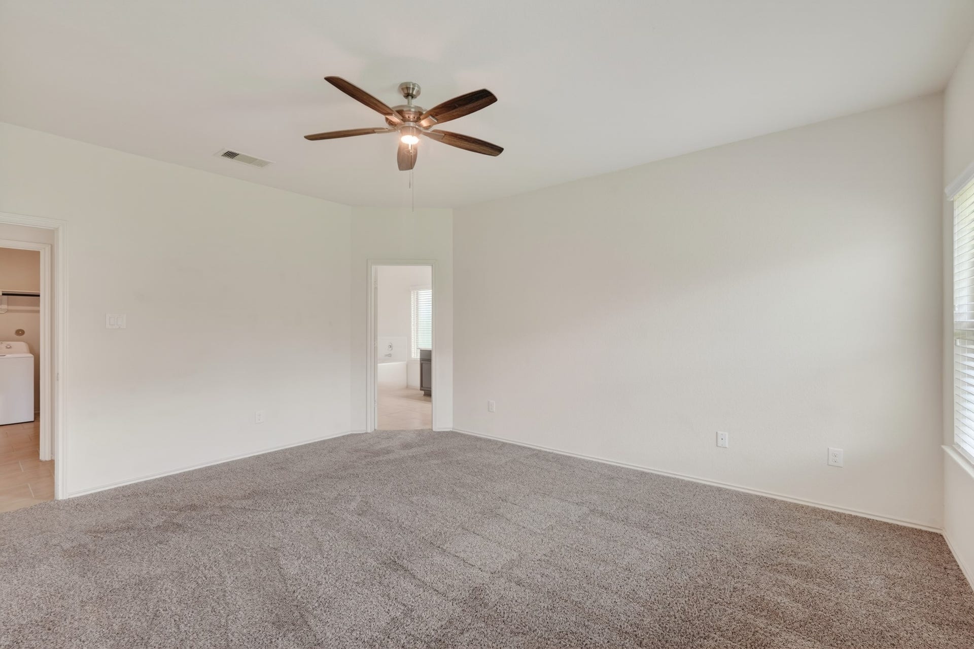 138 Meadow Grove Drive, Conroe, TX 77384 138 Meadow Grove Drive, Conroe, TX 77384