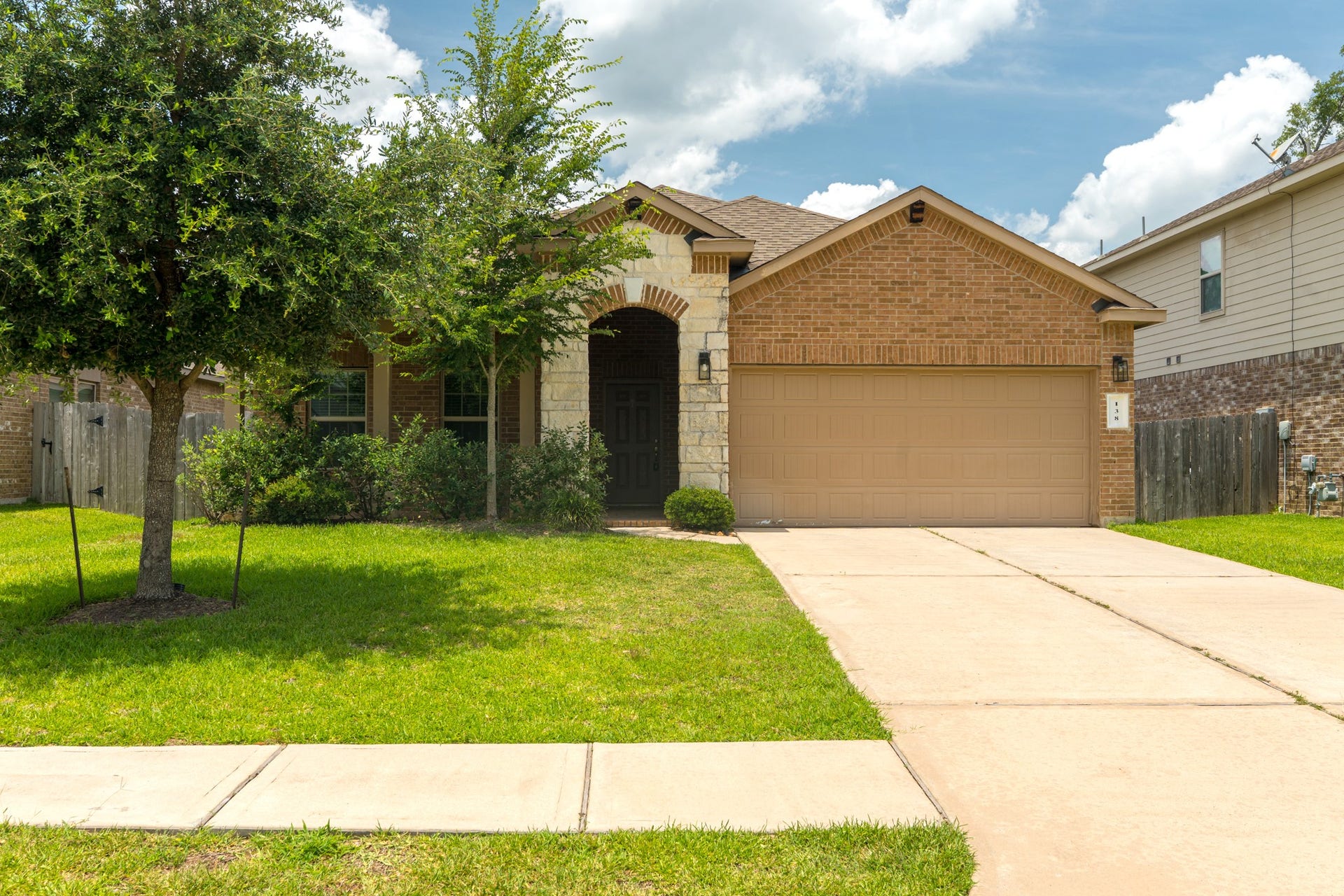 138 Meadow Grove Drive, Conroe, TX 77384 138 Meadow Grove Drive, Conroe, TX 77384