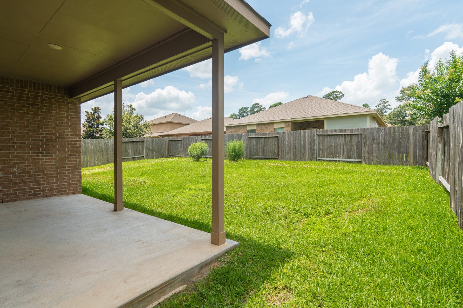 138 Meadow Grove Drive, Conroe, TX 77384 138 Meadow Grove Drive, Conroe, TX 77384