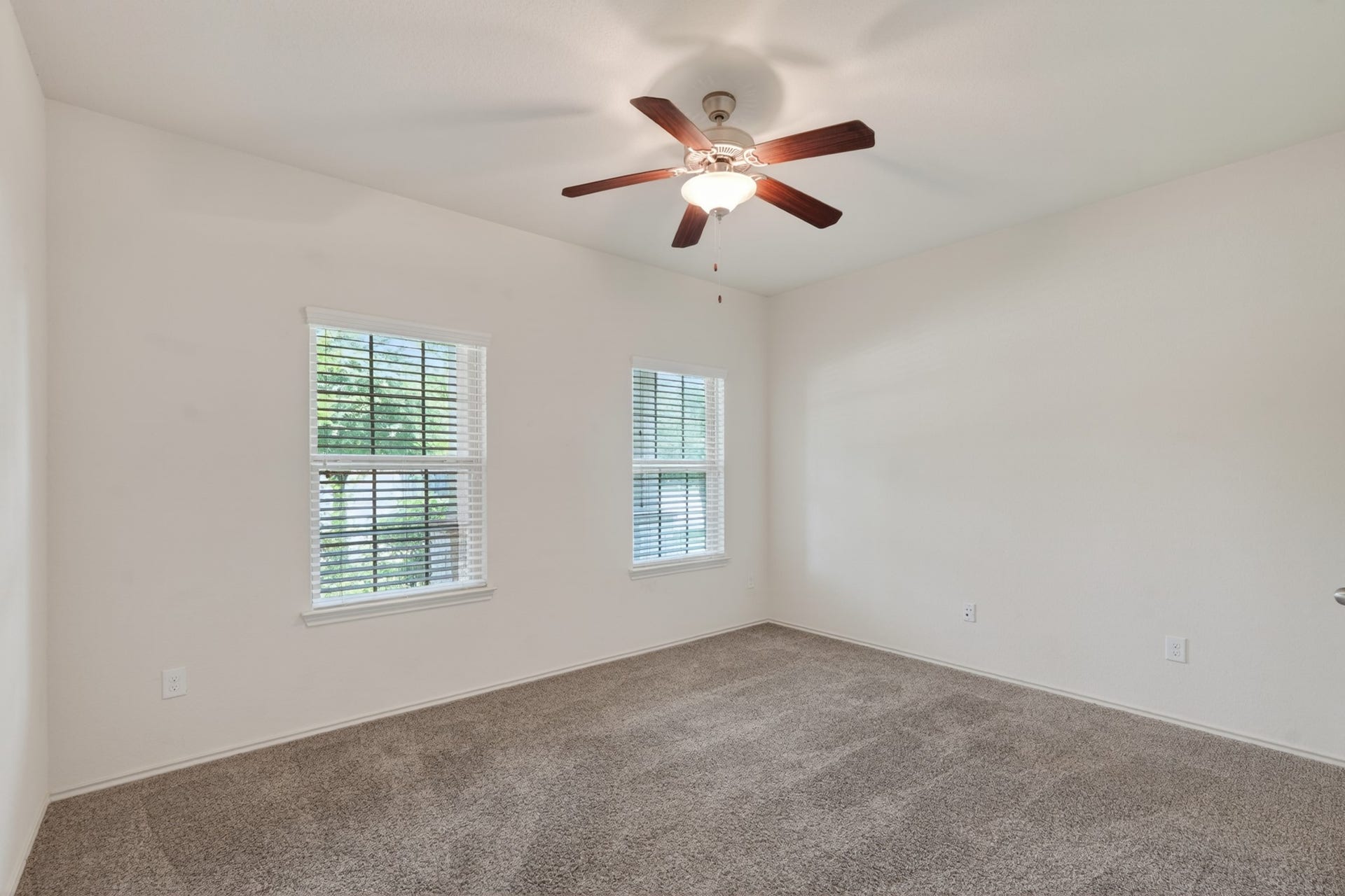 138 Meadow Grove Drive, Conroe, TX 77384 138 Meadow Grove Drive, Conroe, TX 77384
