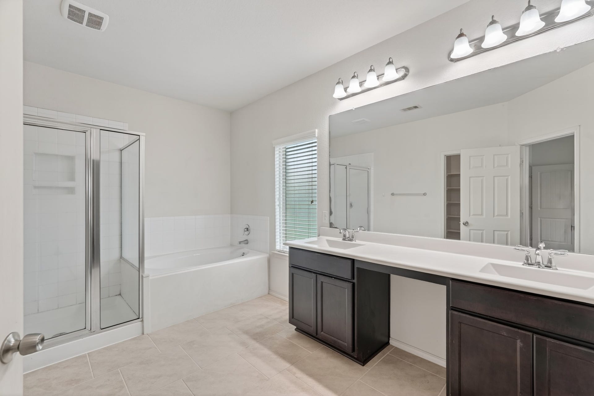 138 Meadow Grove Drive, Conroe, TX 77384 138 Meadow Grove Drive, Conroe, TX 77384