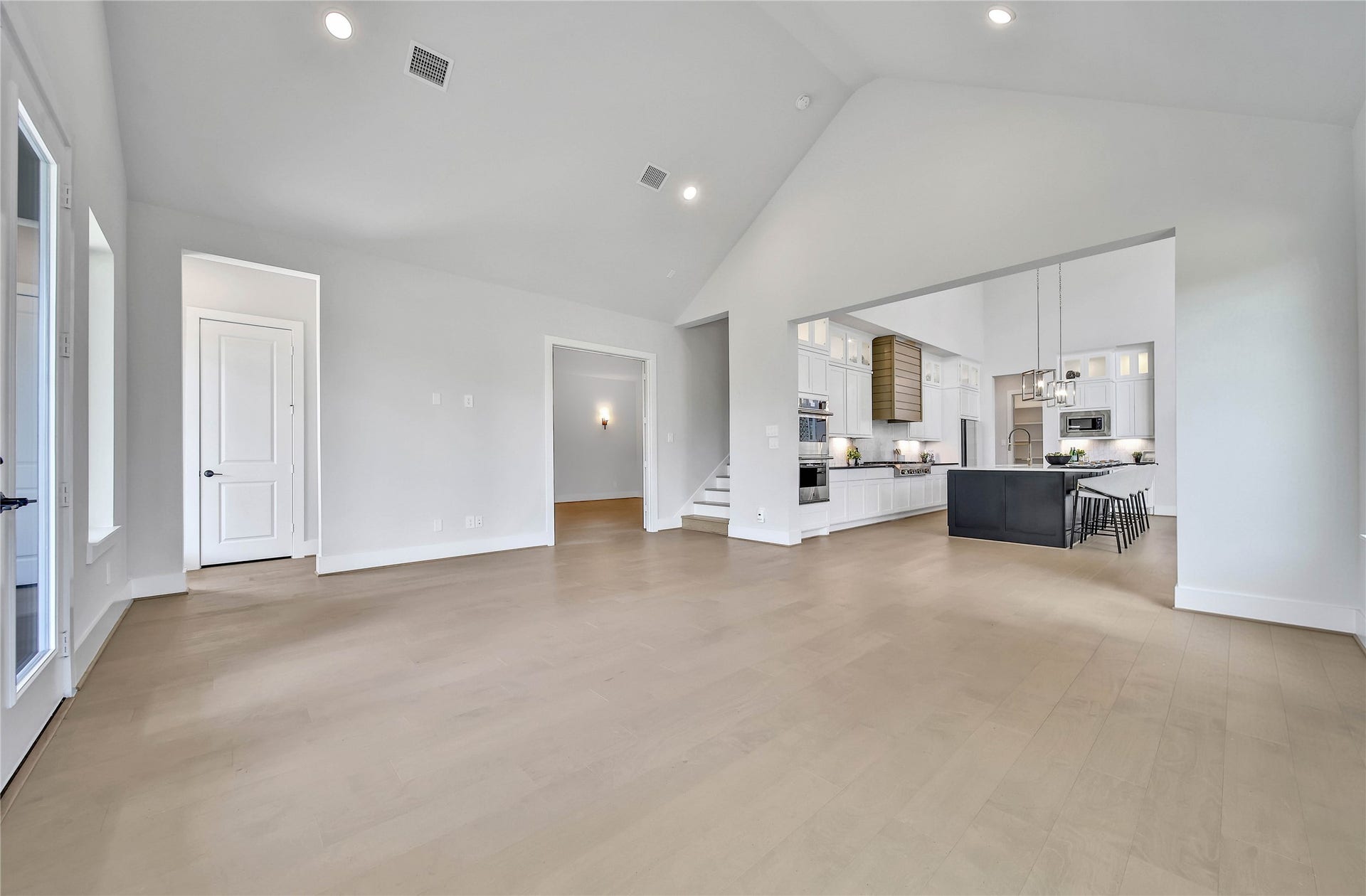 2107 Coach Street, Conroe, TX 77384 2107 Coach Street, Conroe, TX 77384